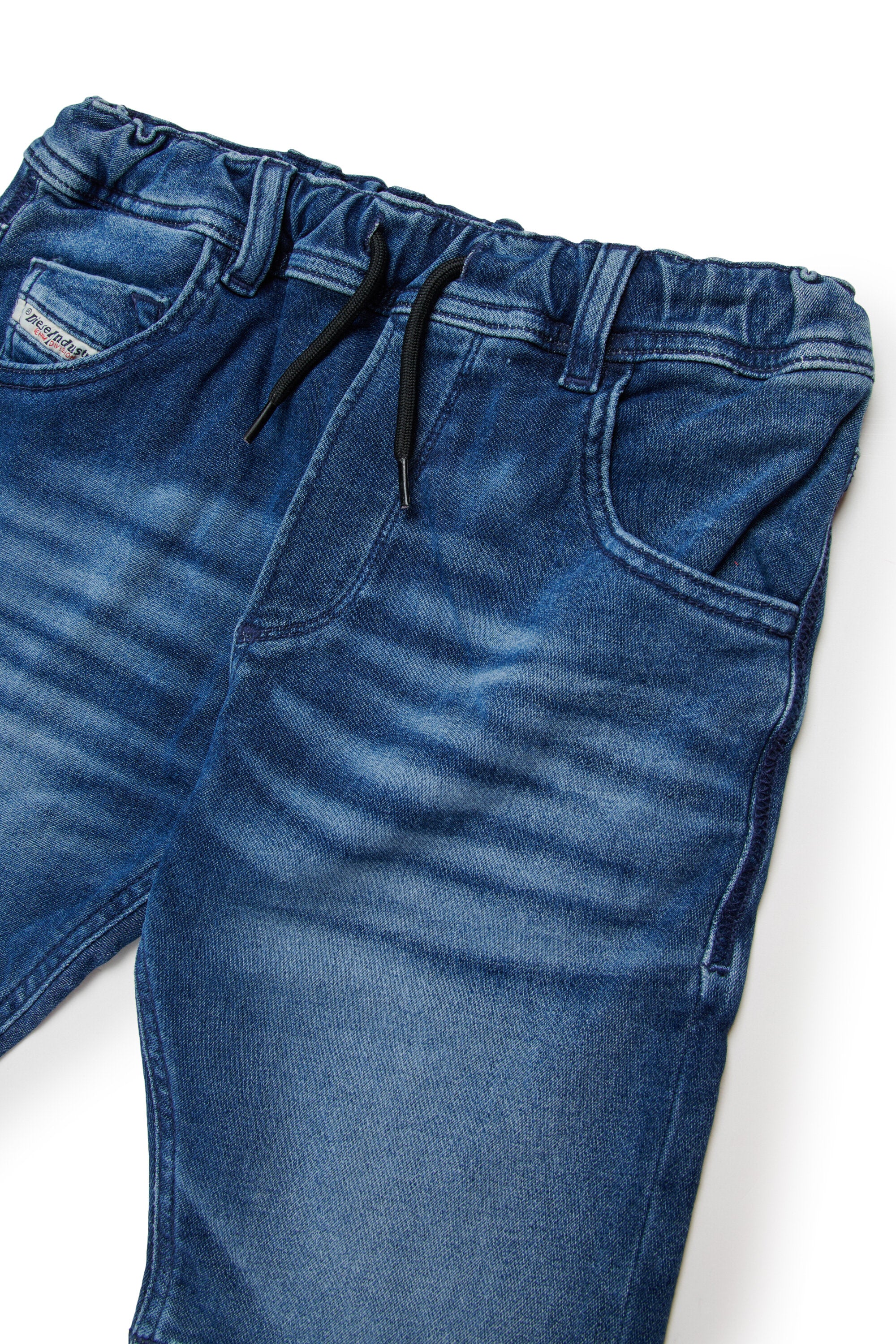 Shorts JoggJeans® blu scuro con sfumature