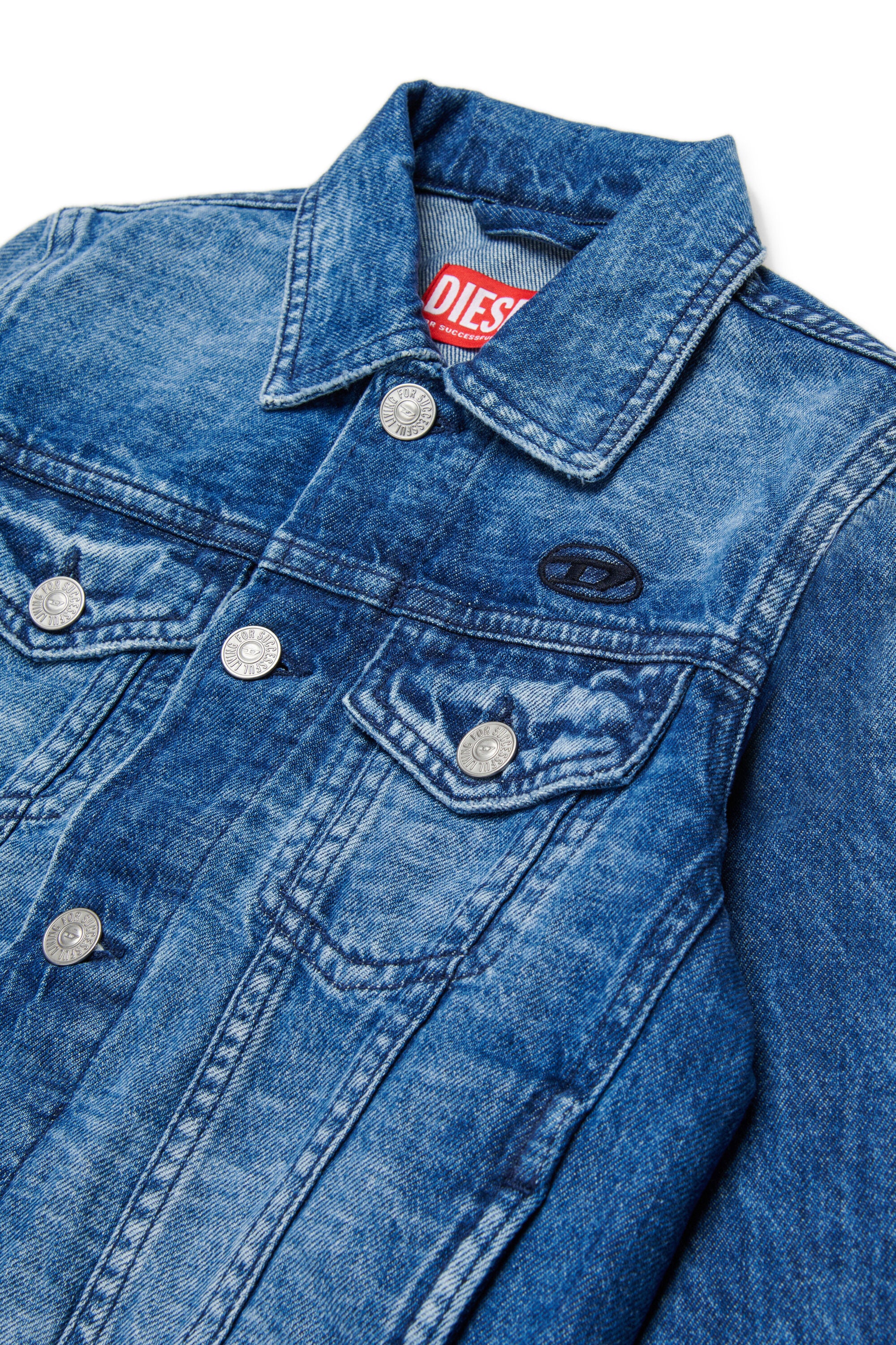 Denimjacke mit Logo