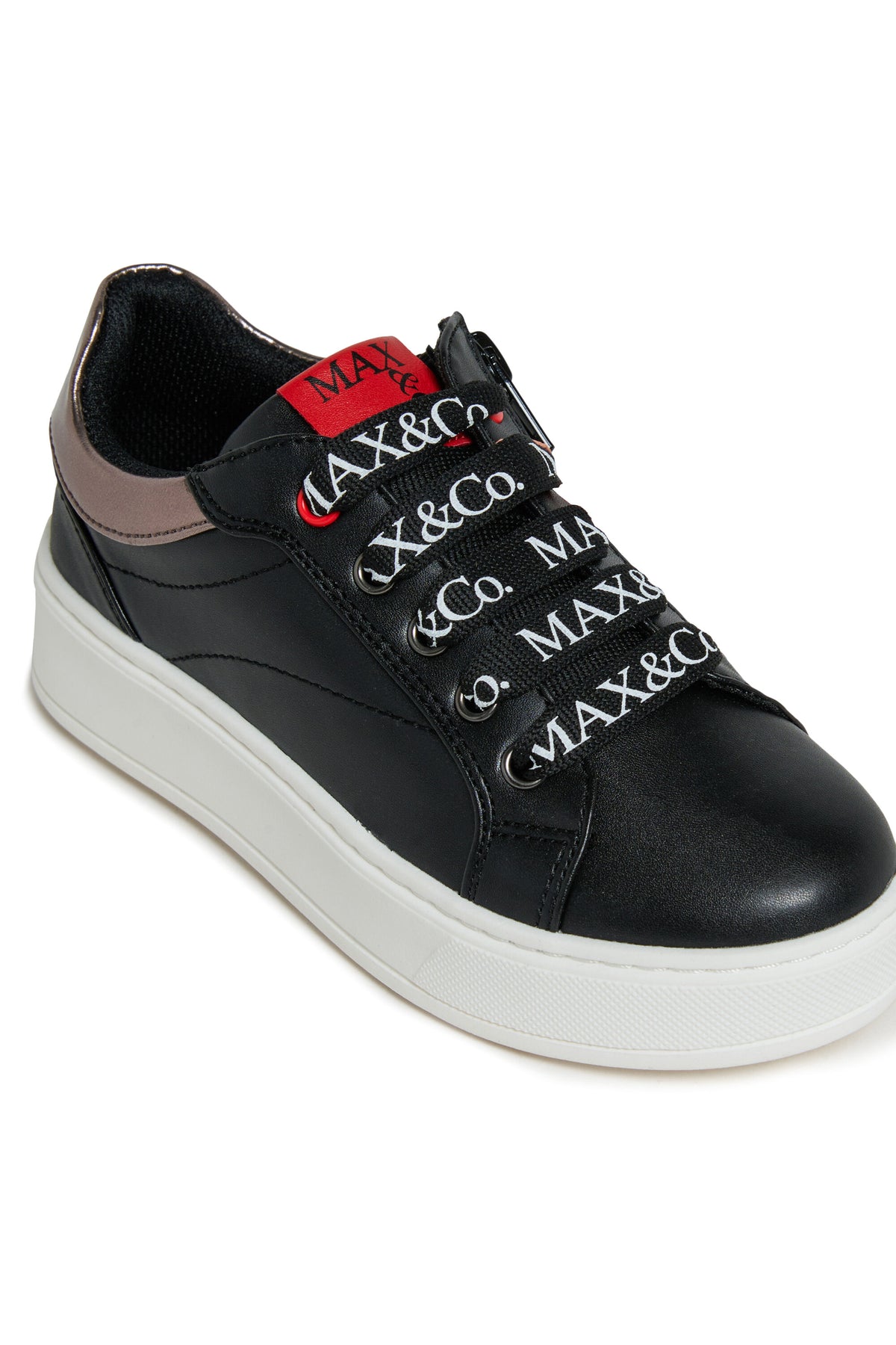 Sneakers mit Logo