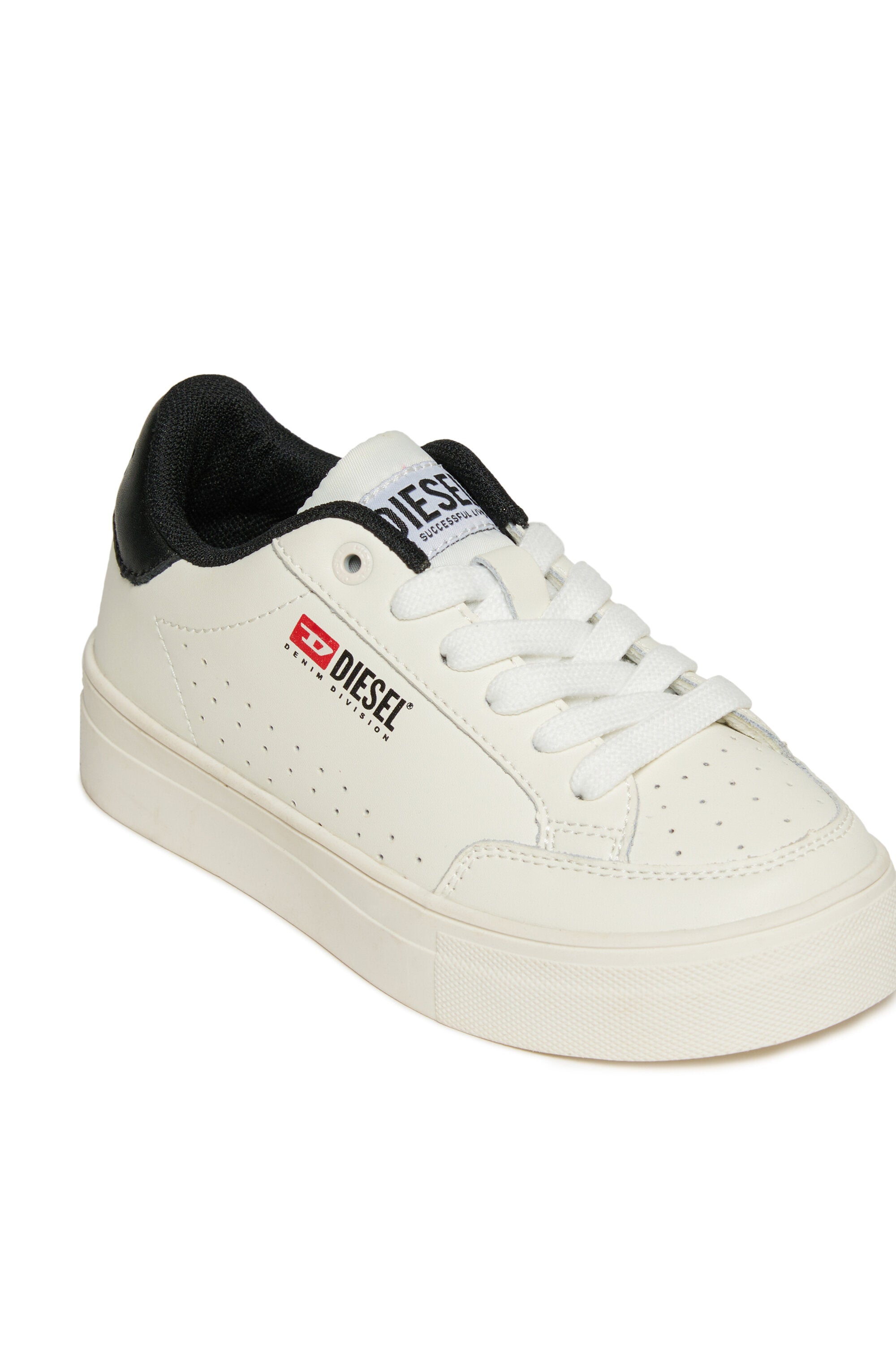 Sneakers basse Vaneela court