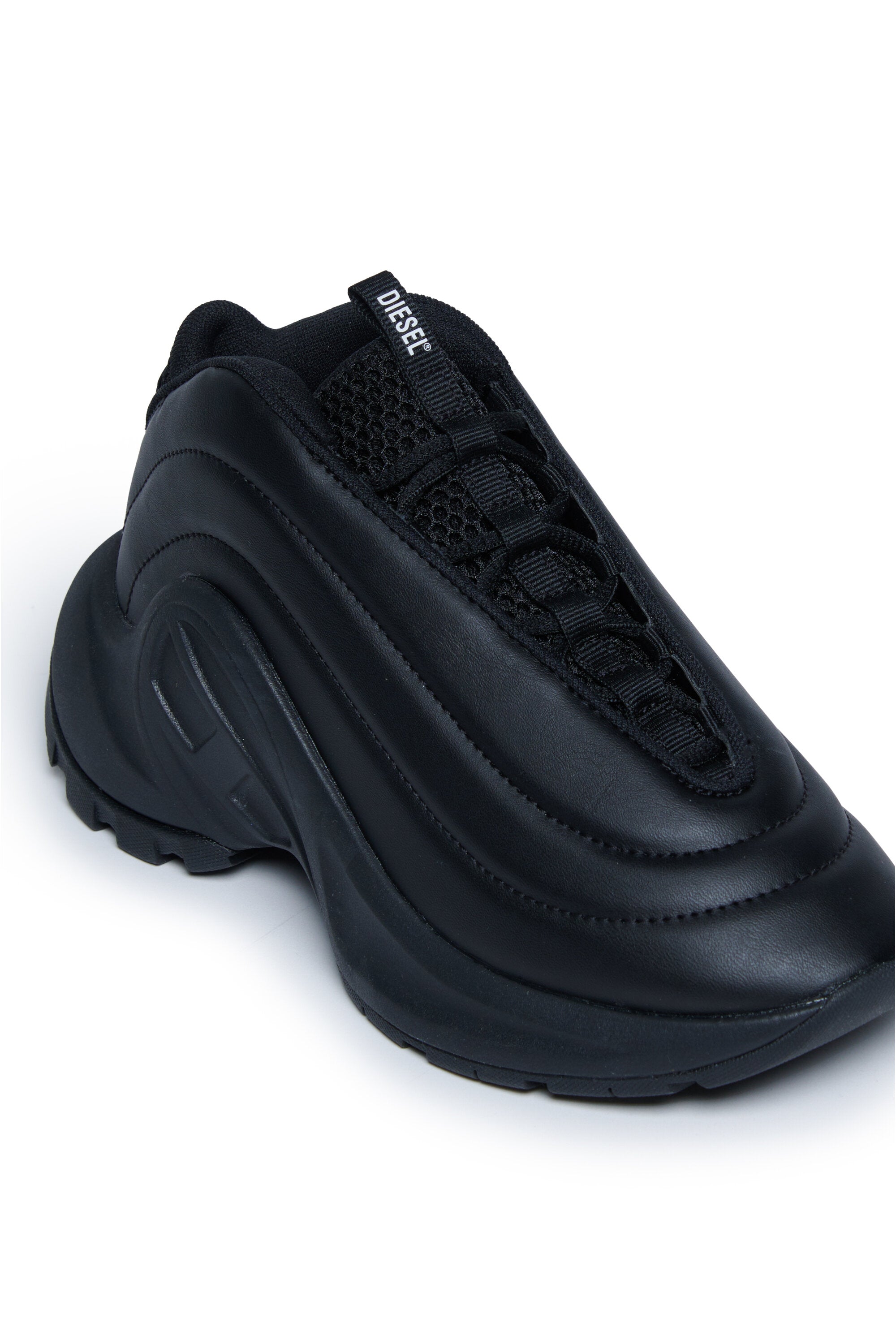 Mid D-Runner trainers branded with Oval D logo