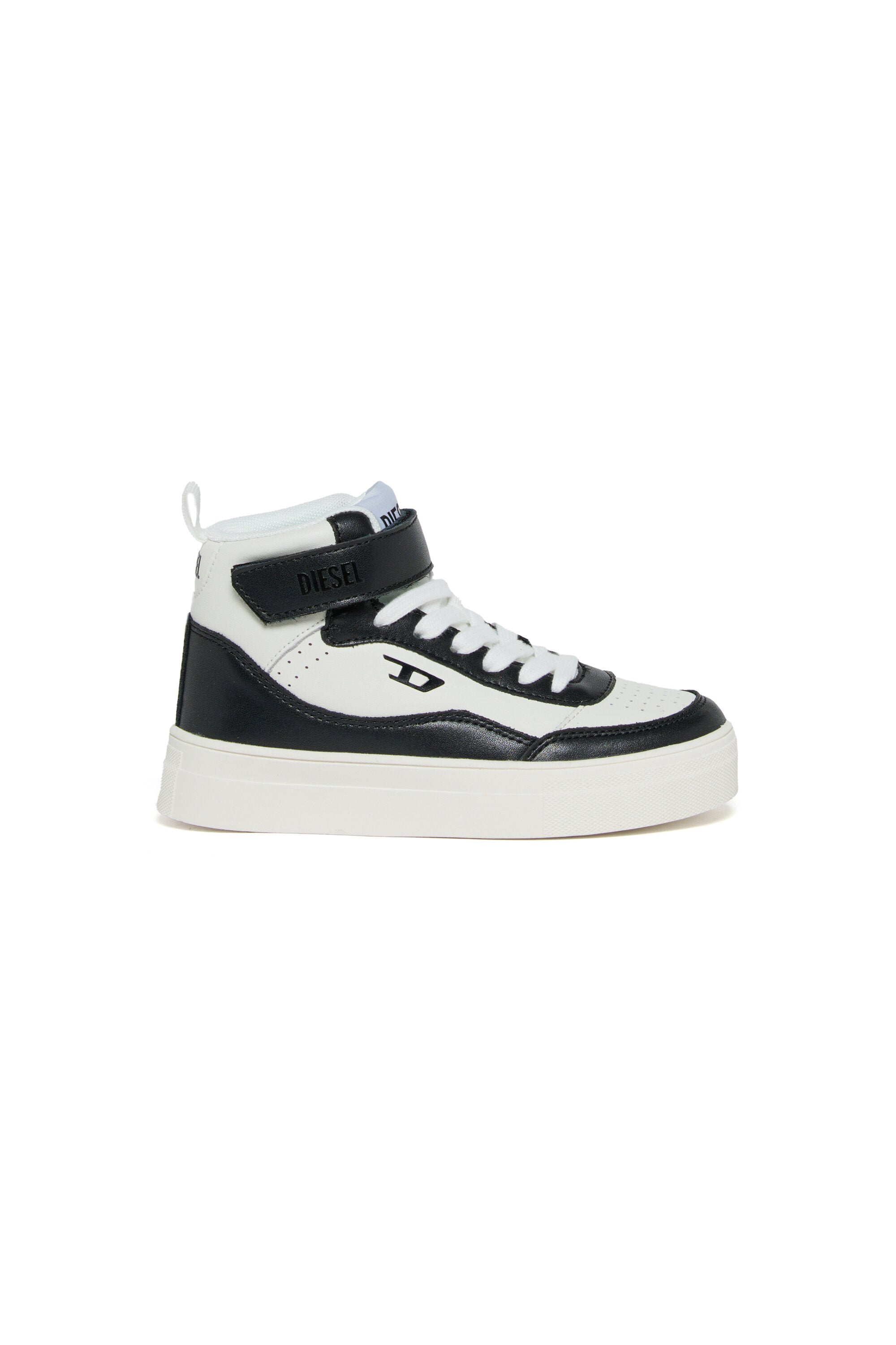 Tracker D leather sneakers
