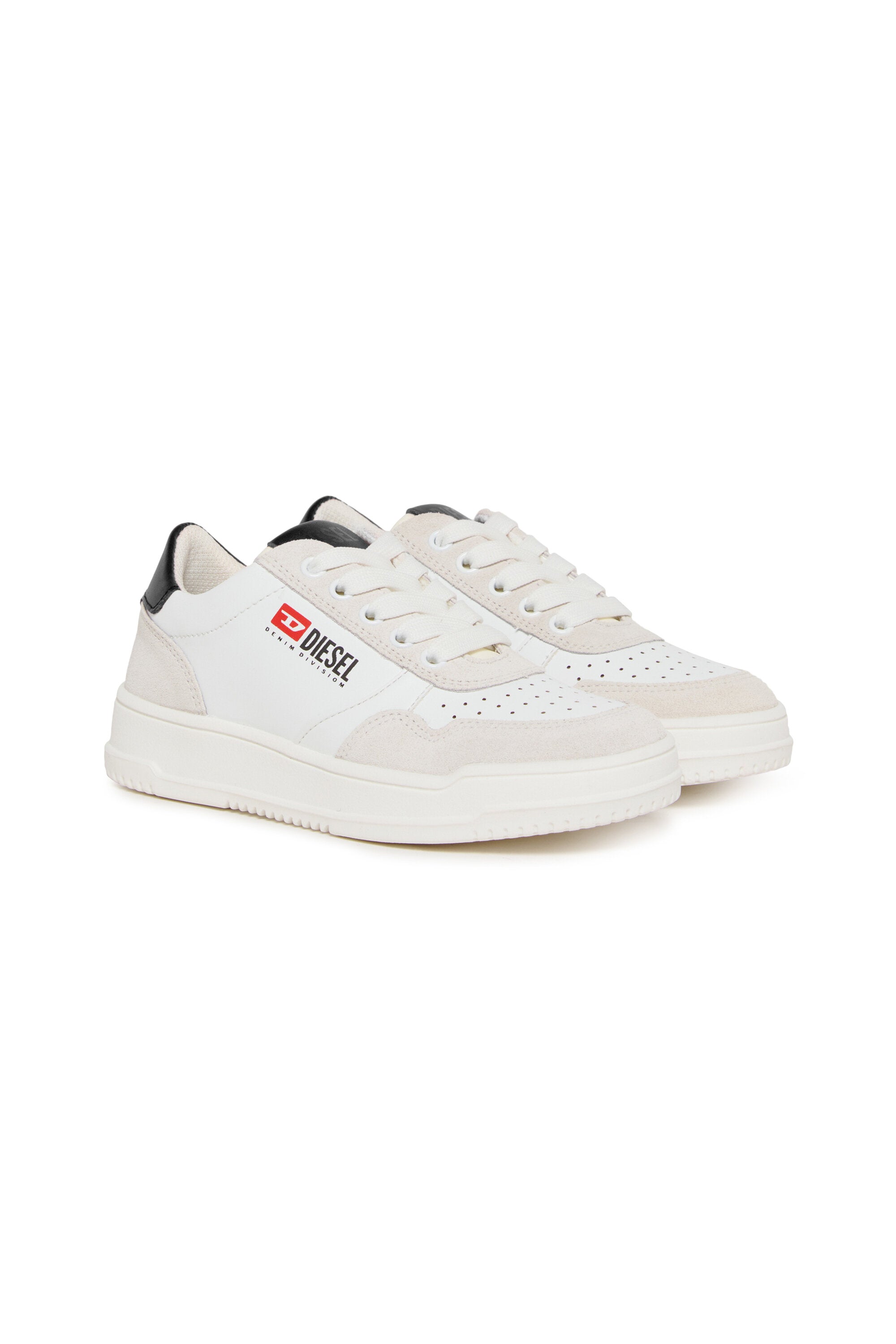 Sneakers mit Logo