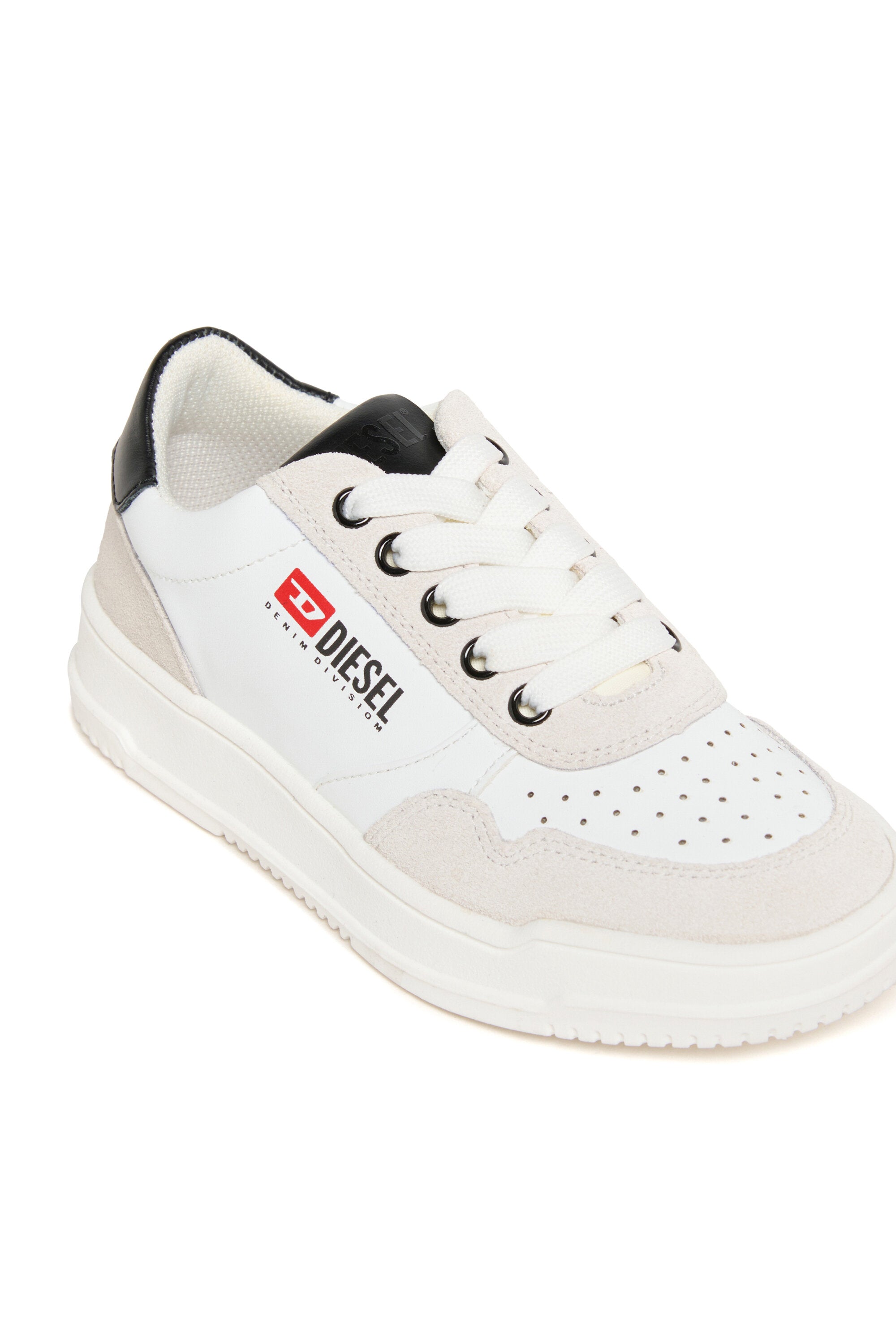 Sneakers mit Logo