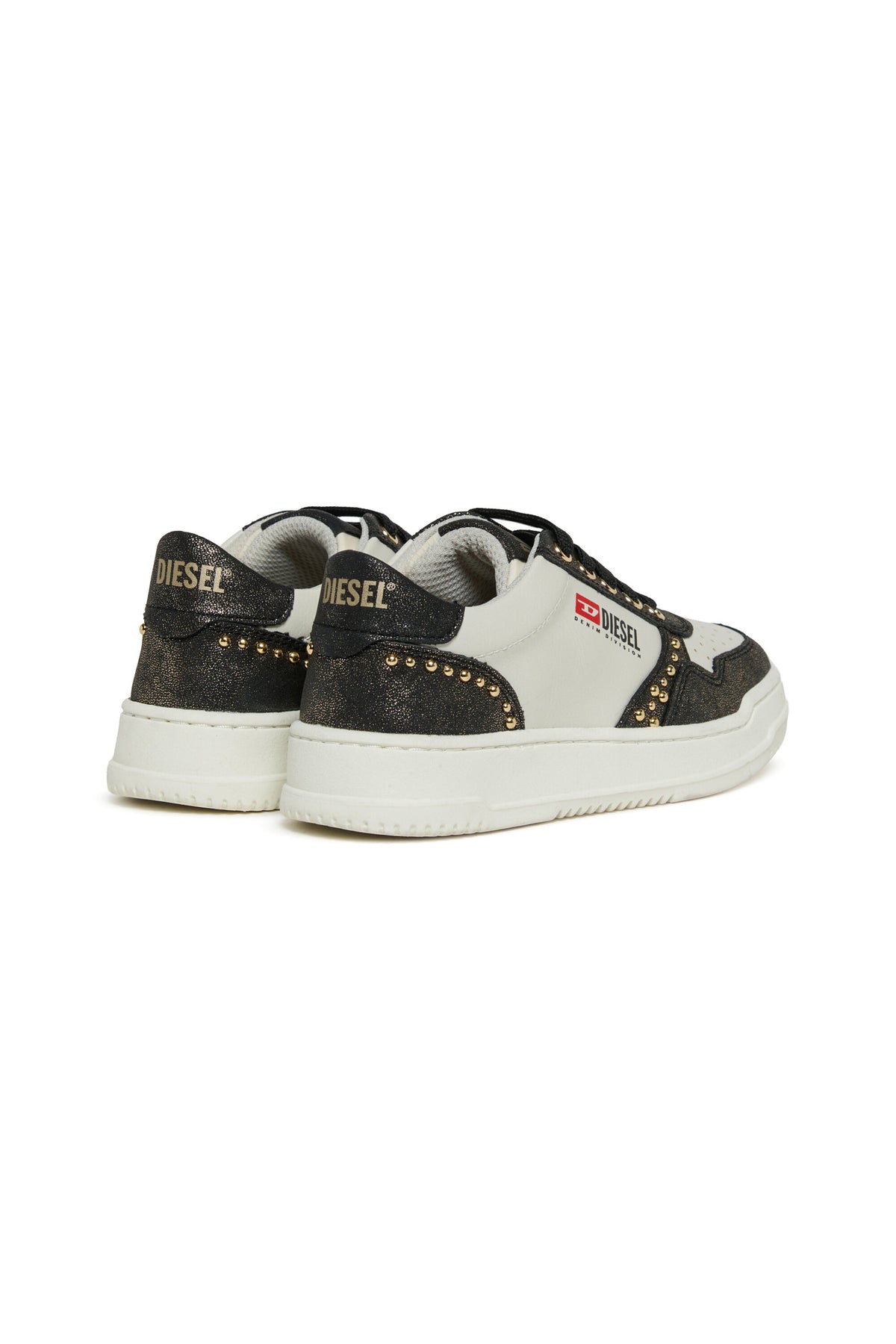 Sneakers mit Logo