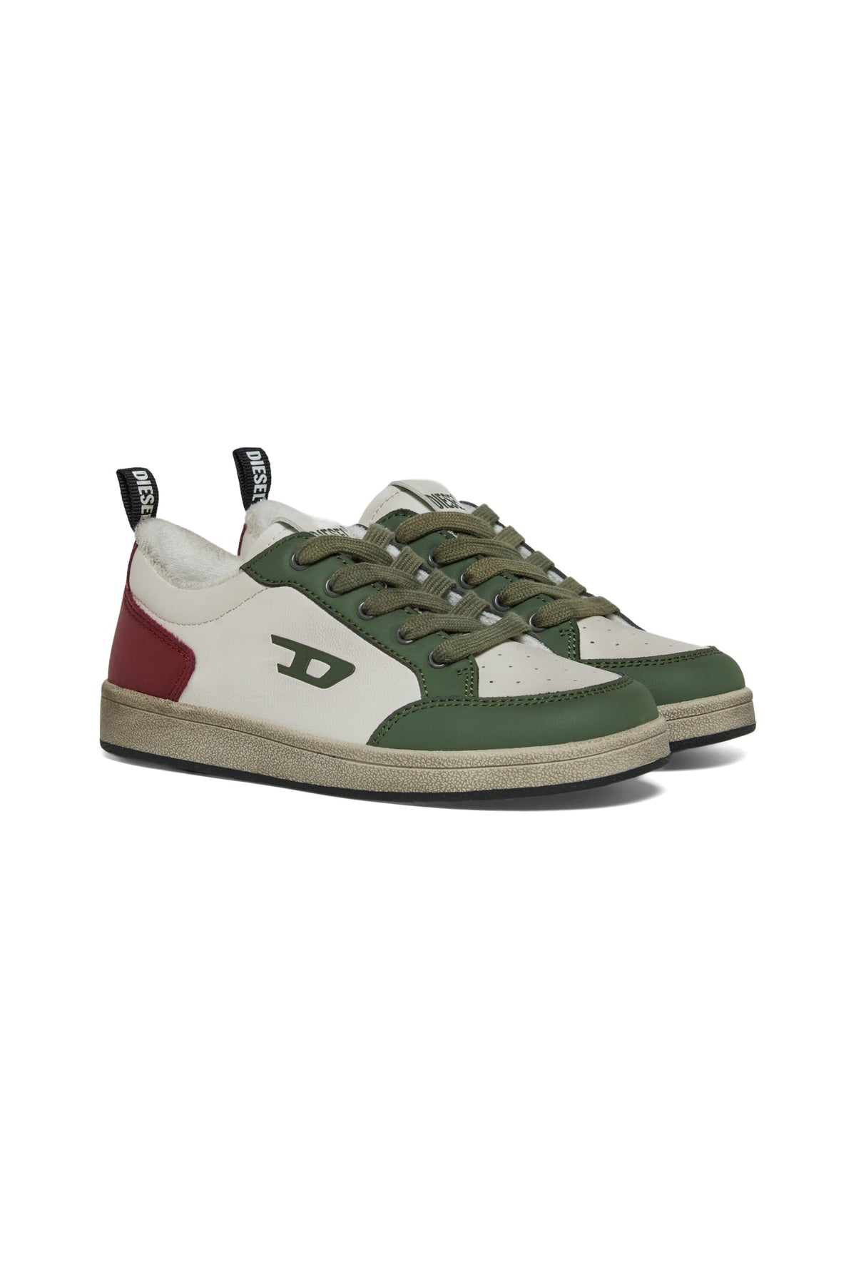 Sneakers mit Logo