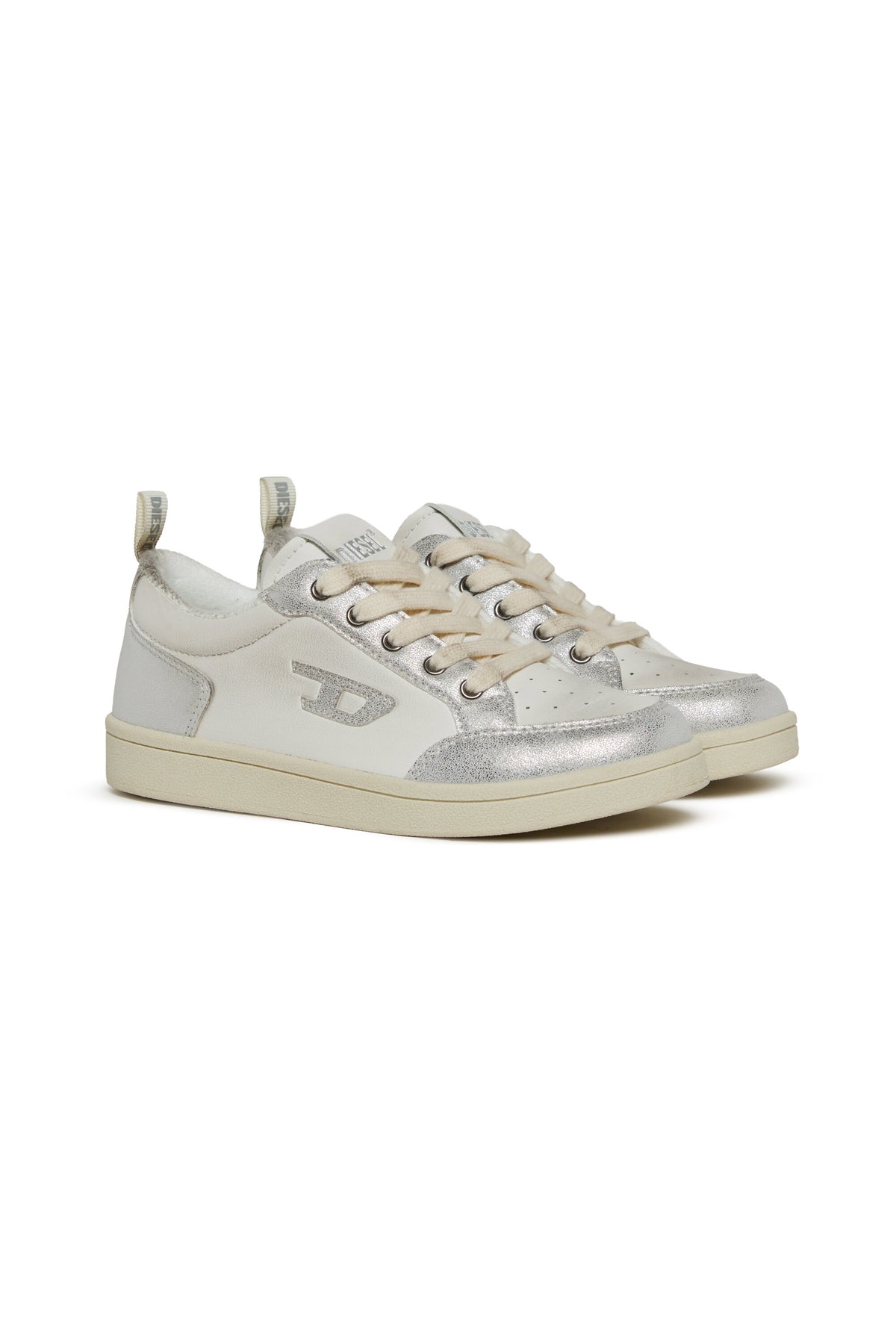 Sneakers mit Logo