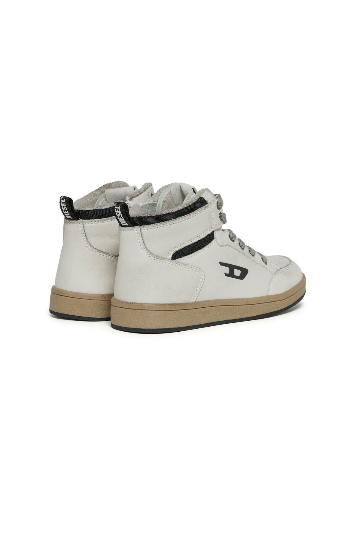 Sneaker mit Logo