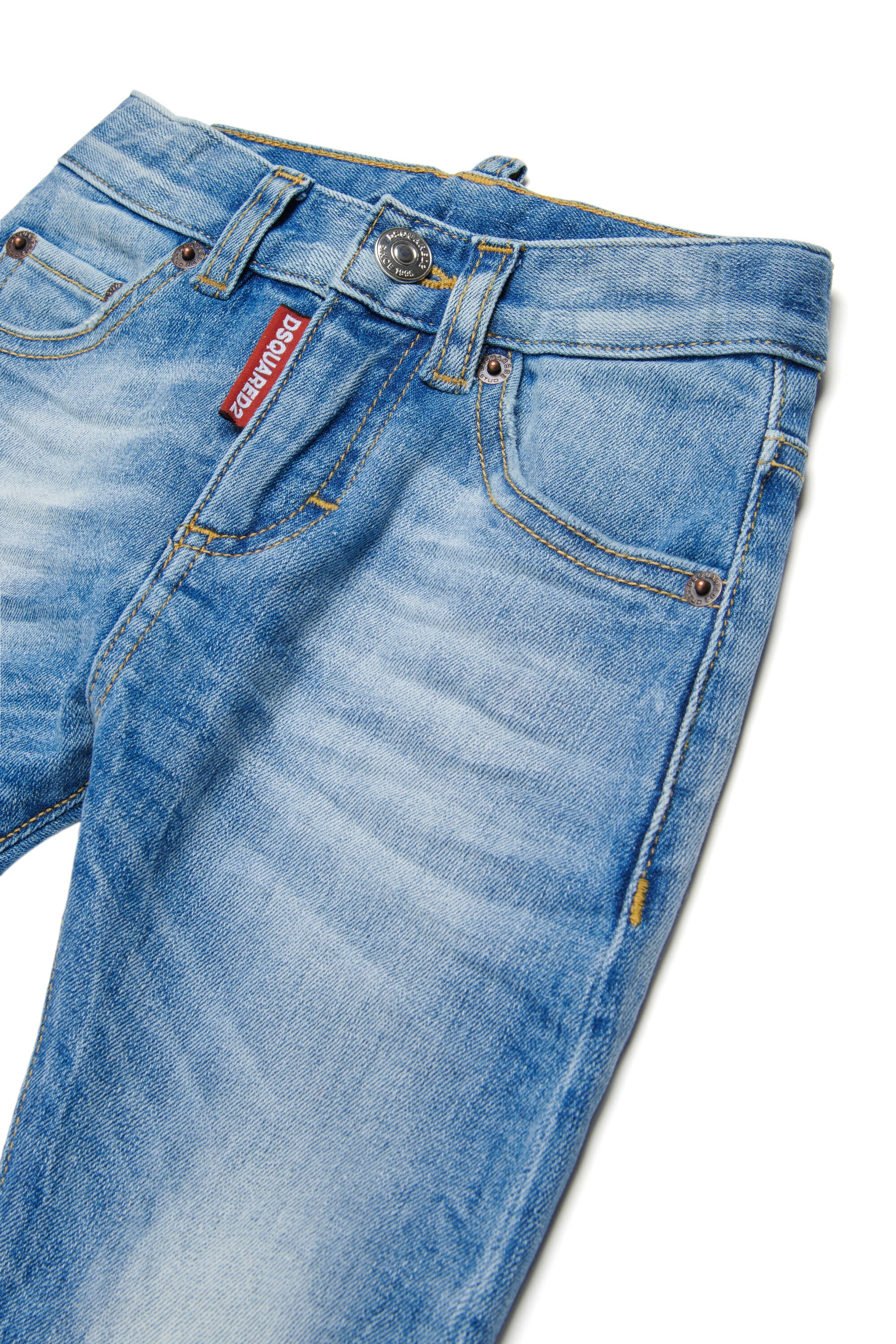 Jean slim de couleur claire