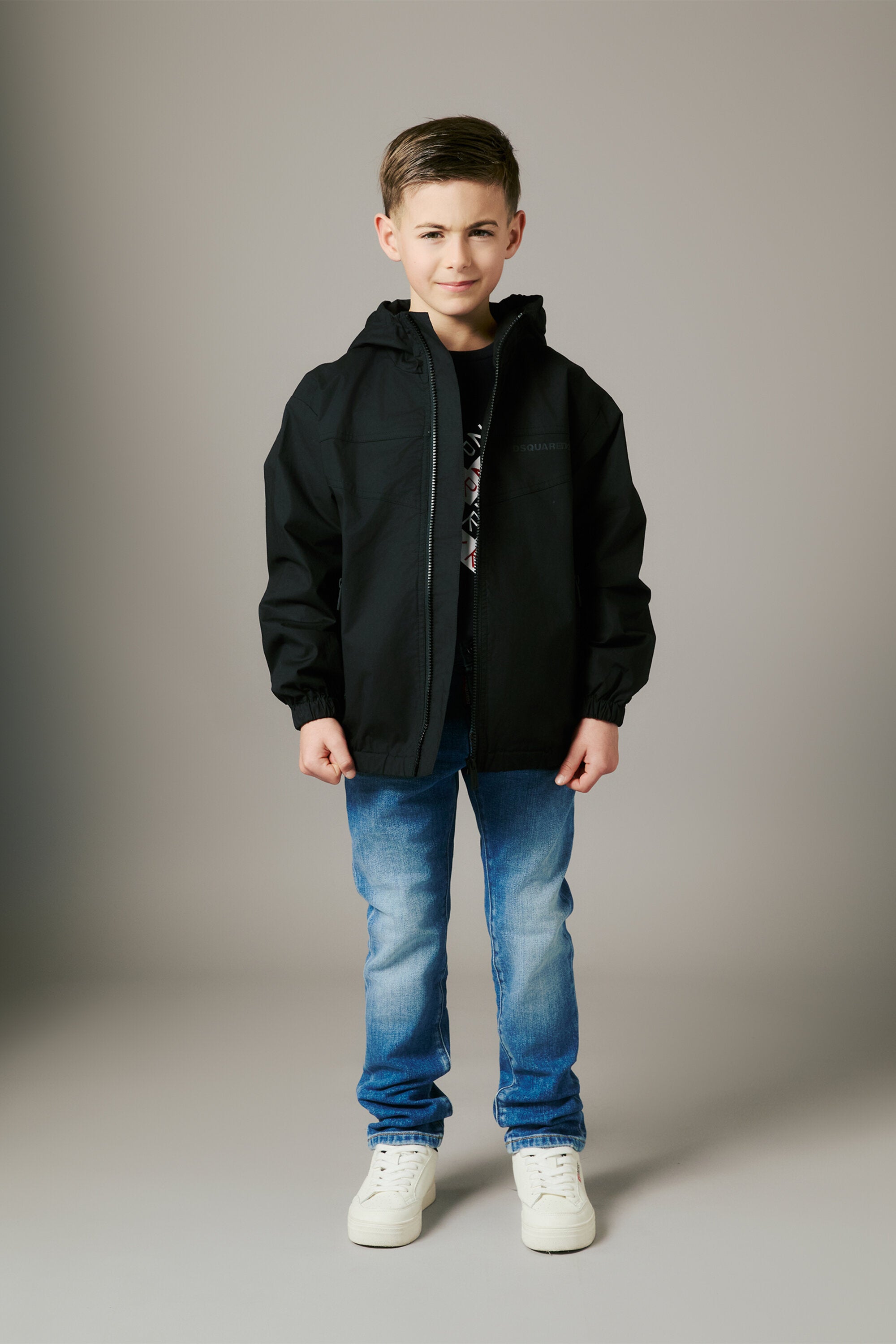 Jeans straight blu medio con abrasioni - 642