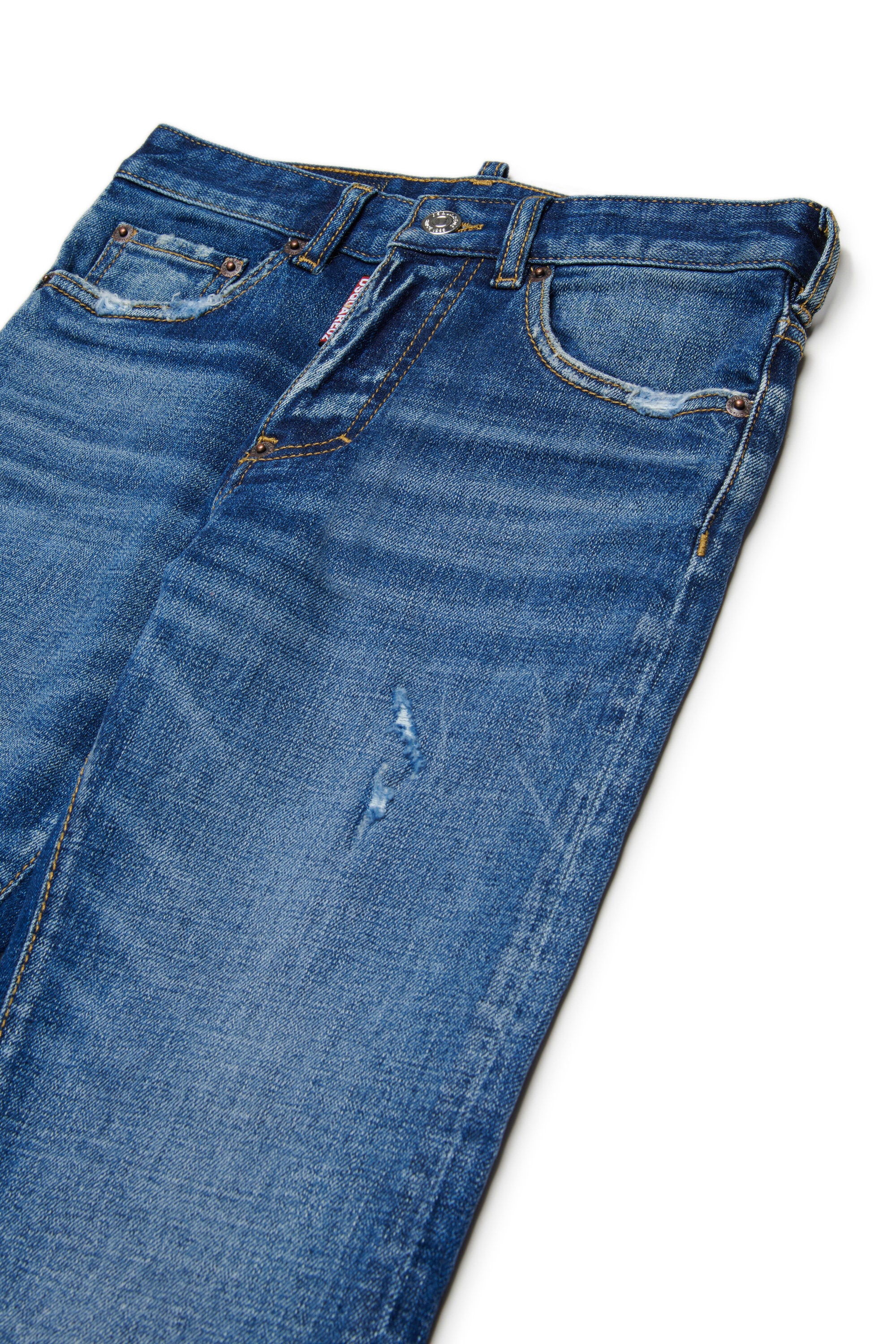 Mittelblaue slim jeans mit Abschürfungen - 642 Jean