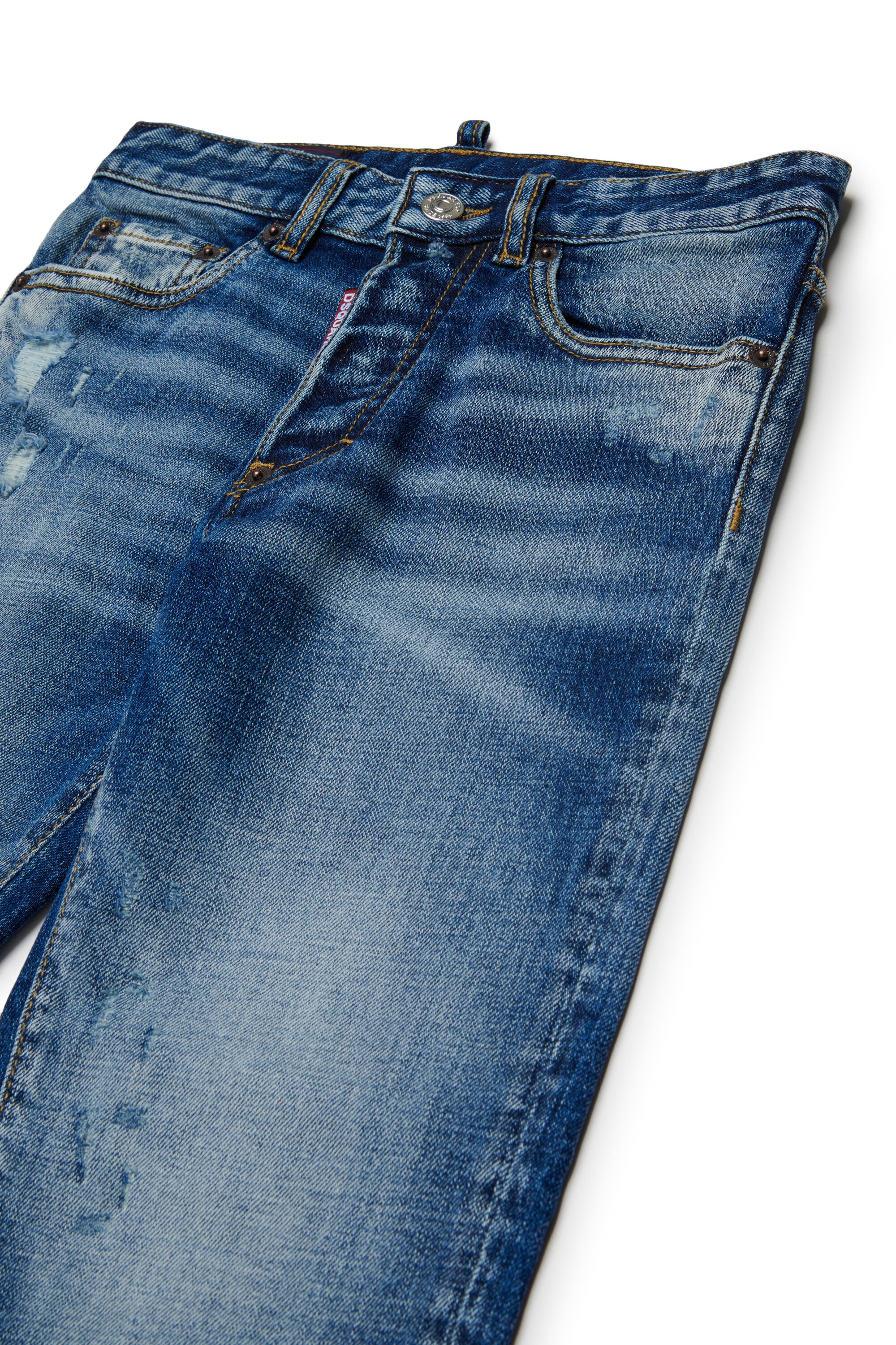 Straight-leg jeans in light blue wash - 642