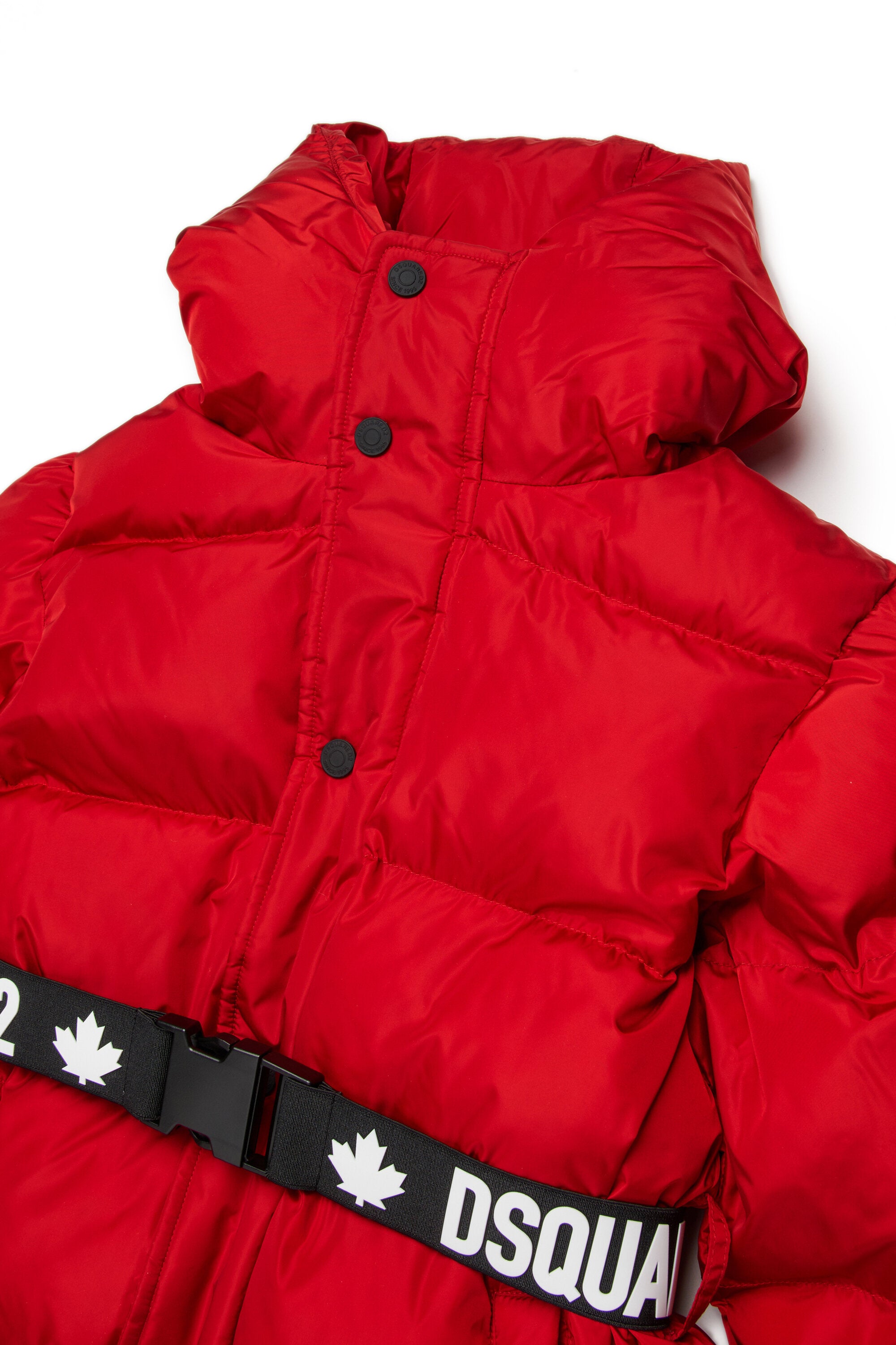 Piumino lungo con cintura logata