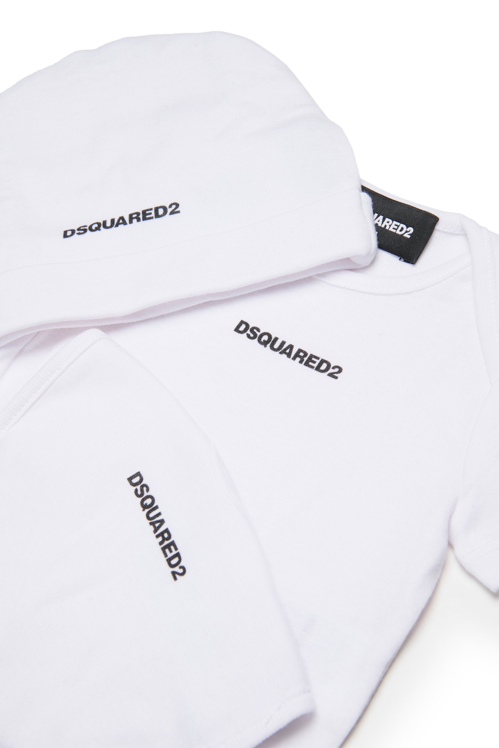 Set nascita corto con logo