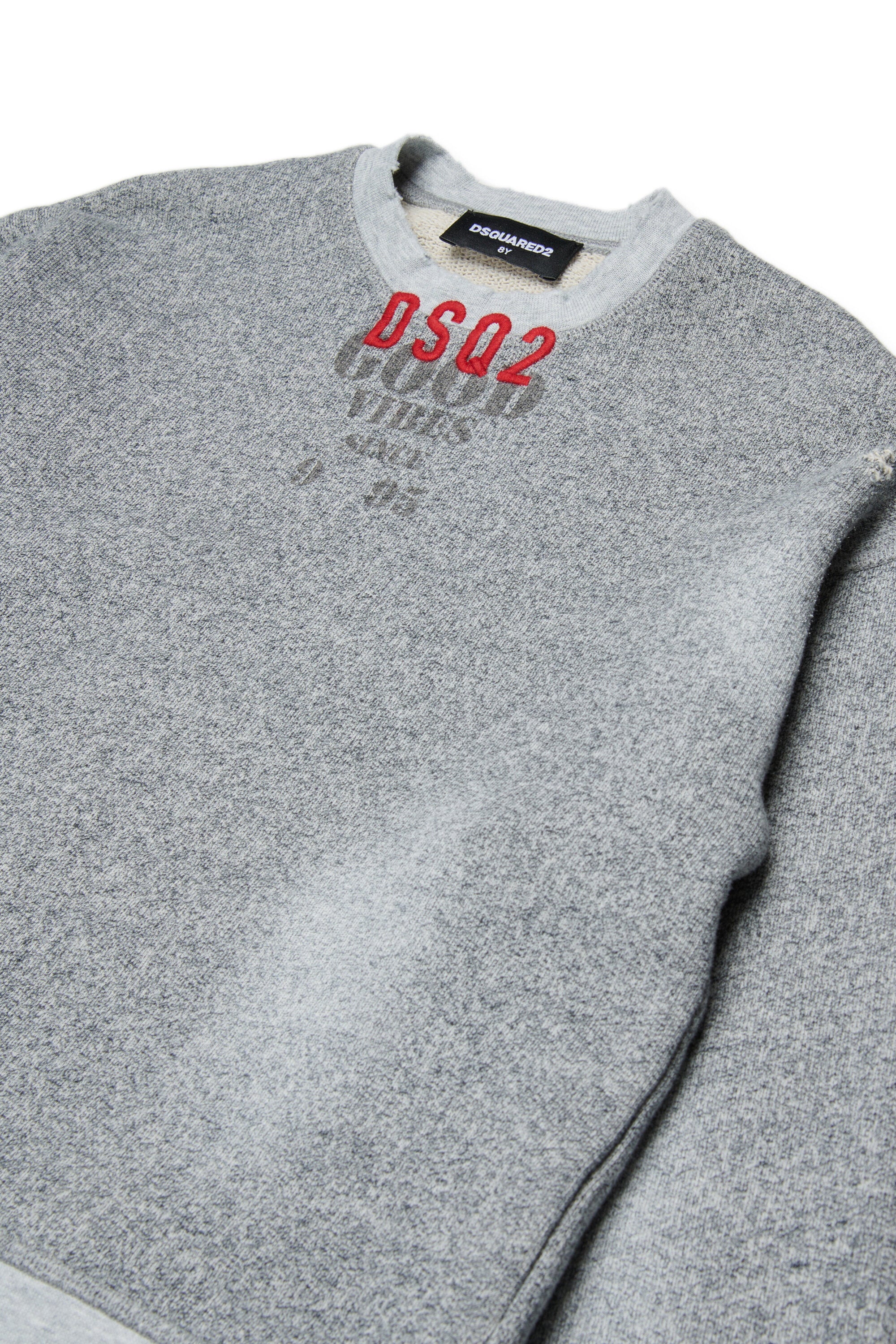 Sudadera de cuello redondo con efecto desgastado