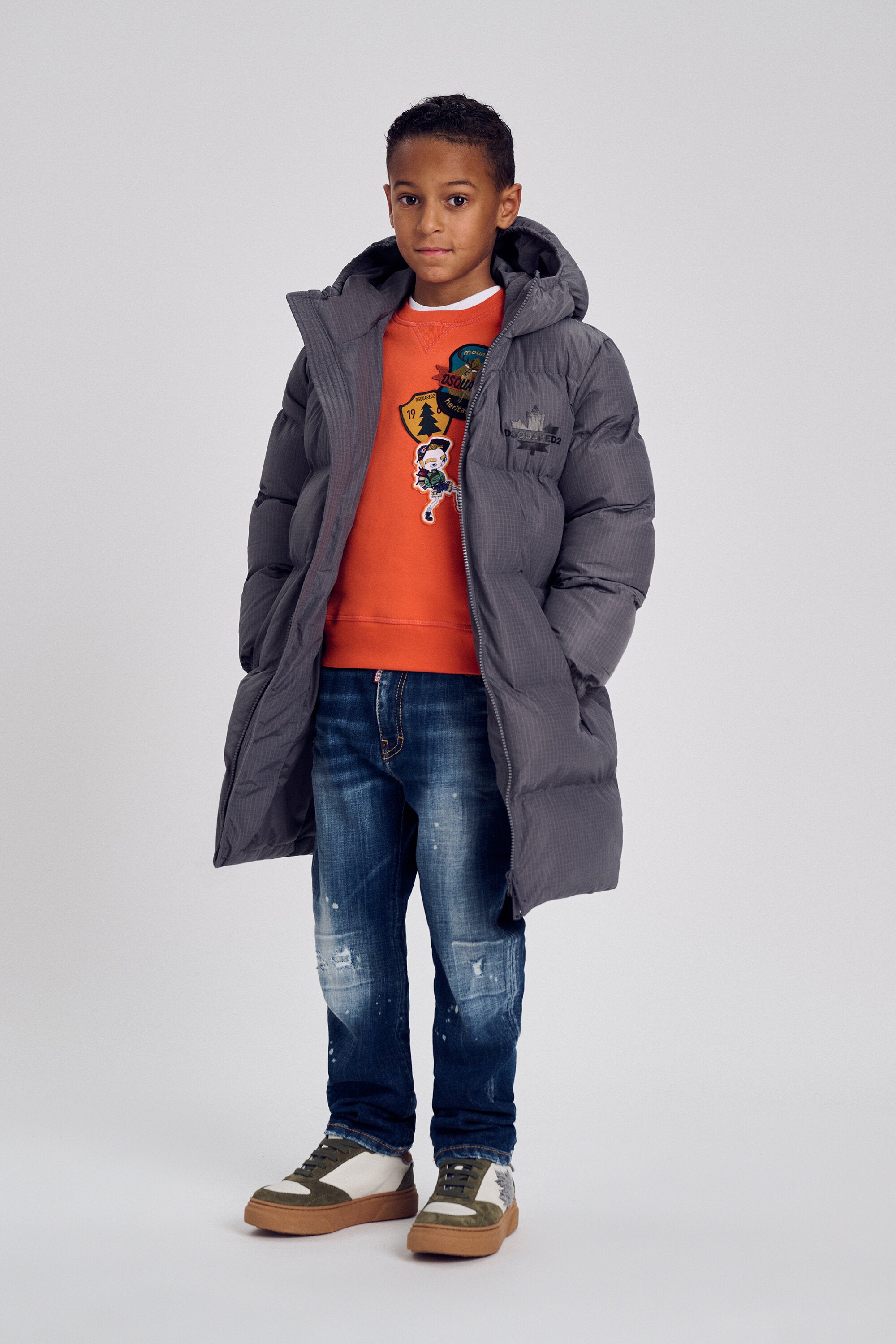 Gefütterte Jacke mit Logo