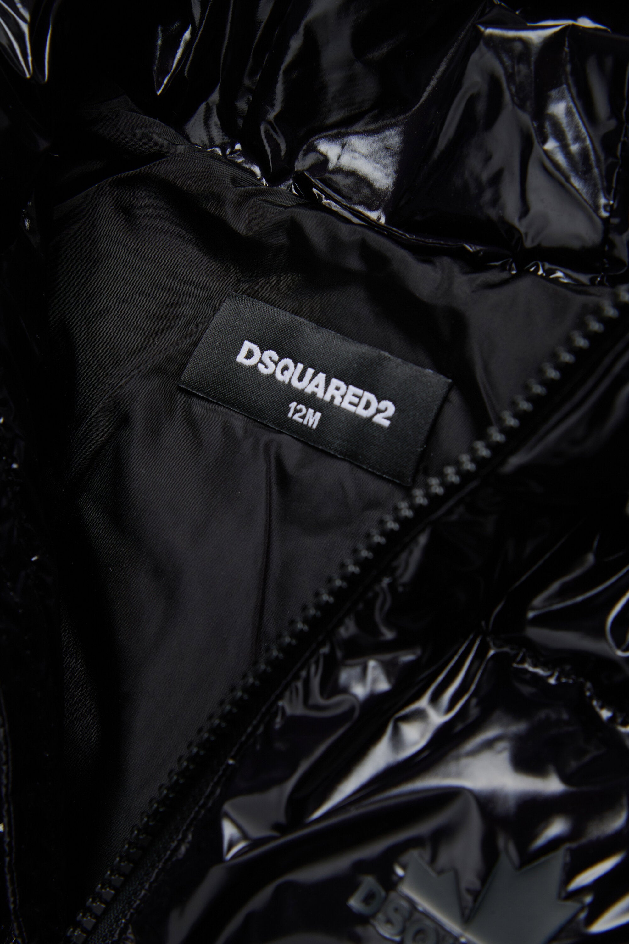 Kurze wattierte Jacke mit Maple Leaf Logo