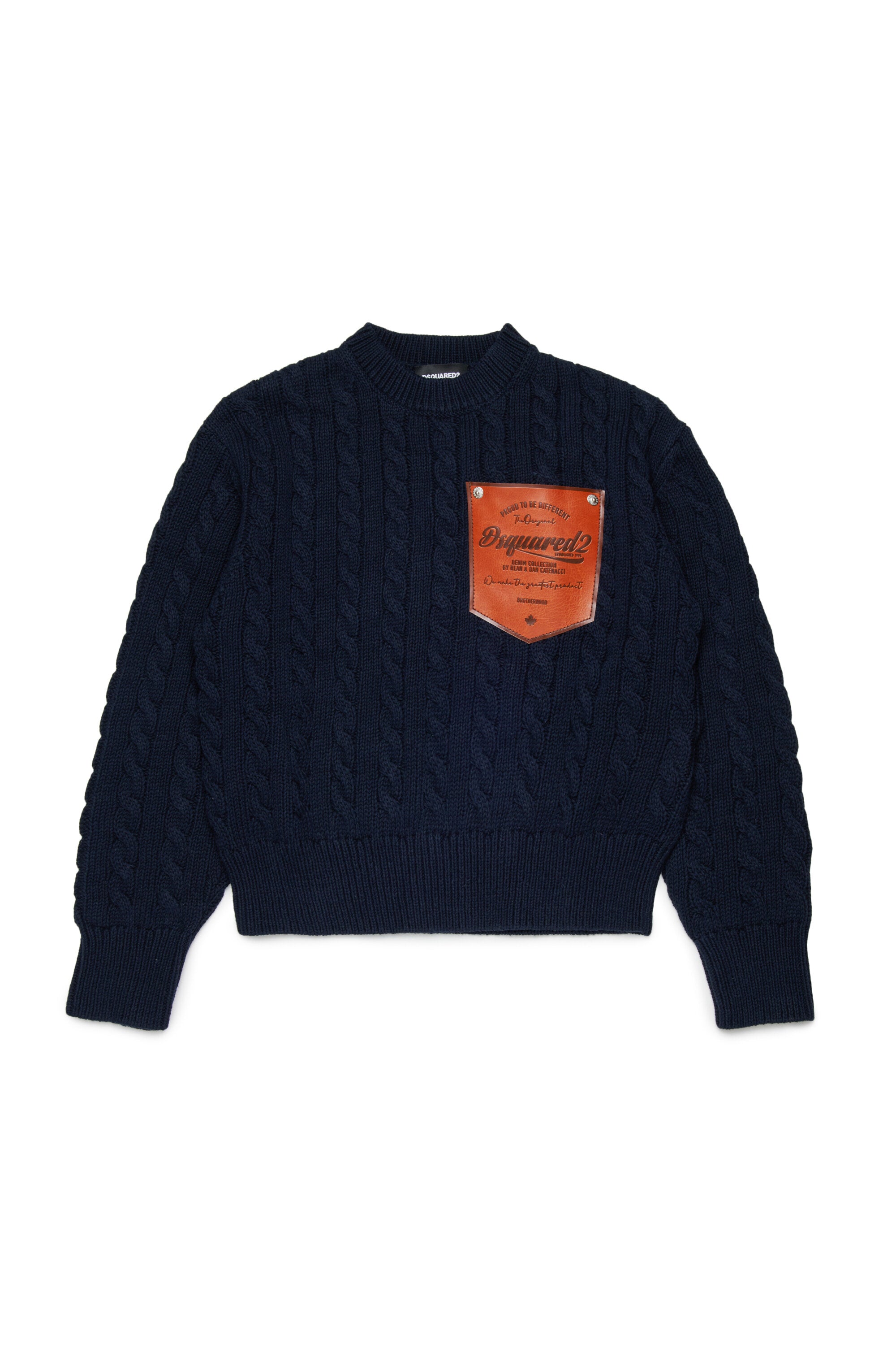 Rundhalspullover mit Zopfmuster und Logo