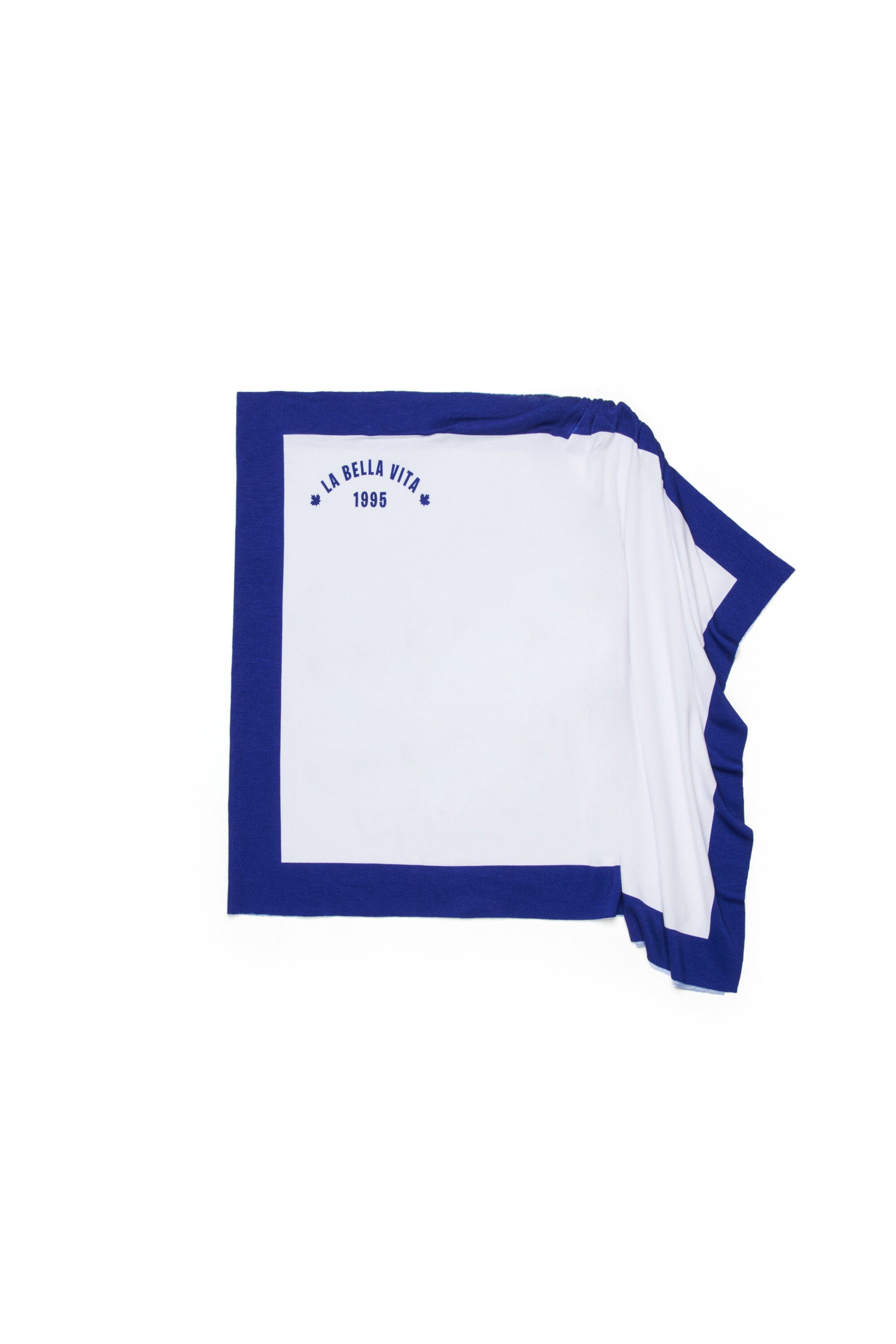 Camiseta de un solo hombro con logo