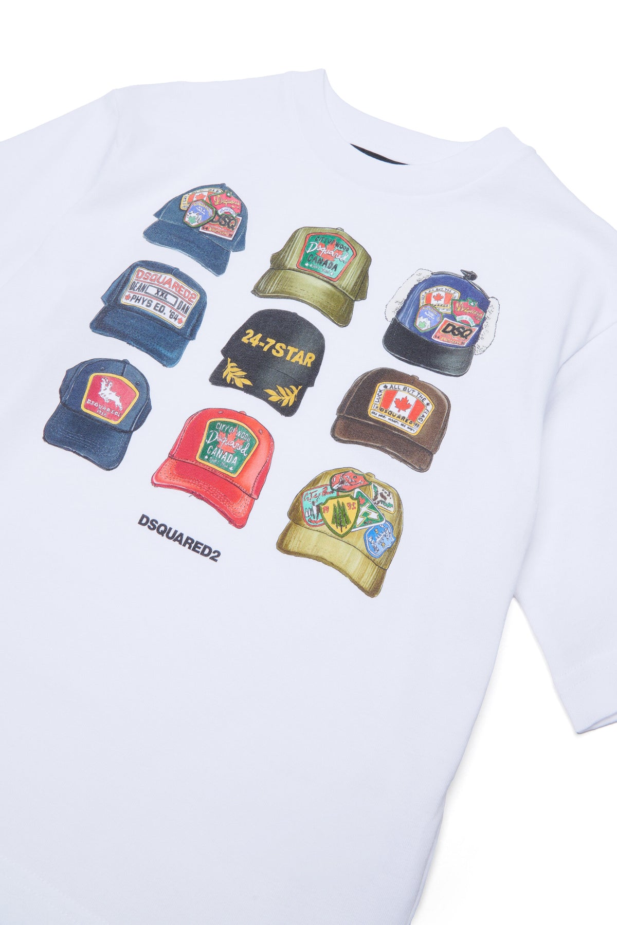 T-shirt avec imprimé de casquettes et logo