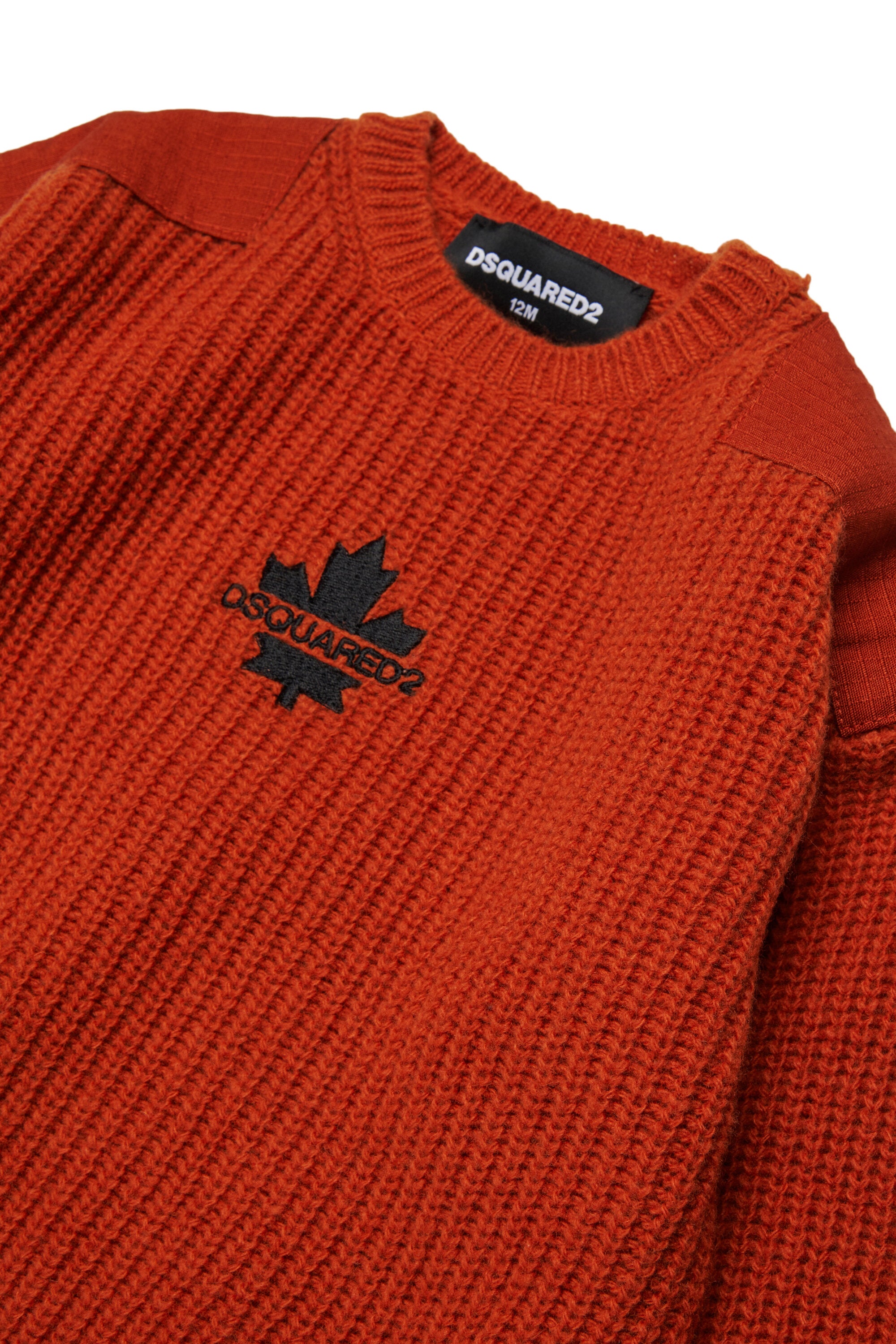 Pull ras du cou avec logo