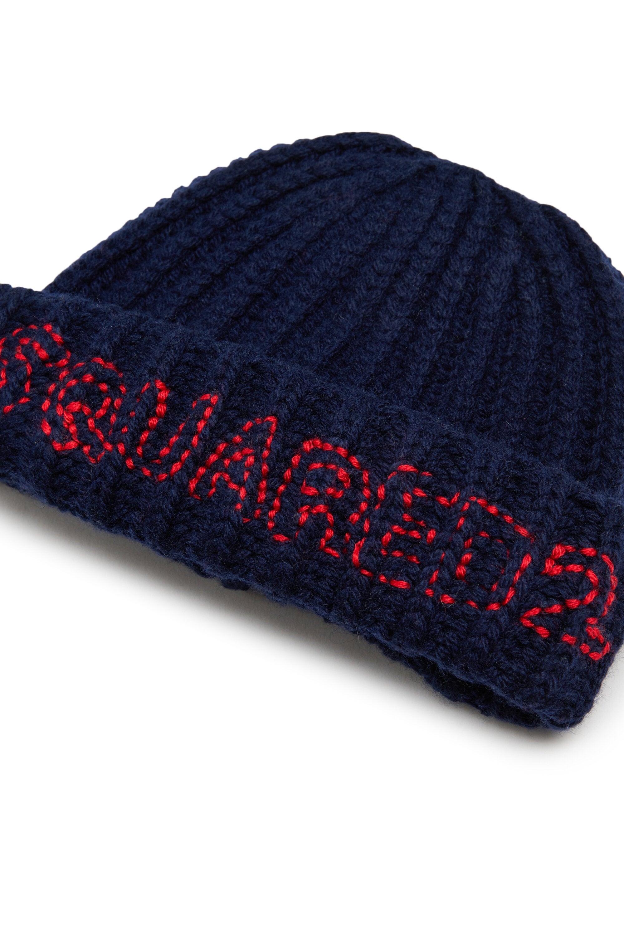 Gorro con vuelta y logo