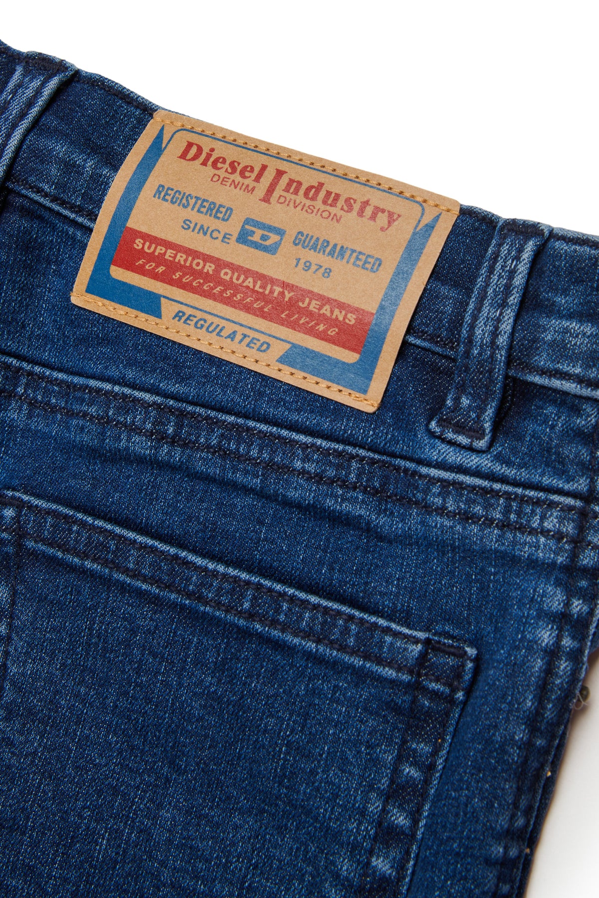 Fünf-Taschen-Jeansshorts