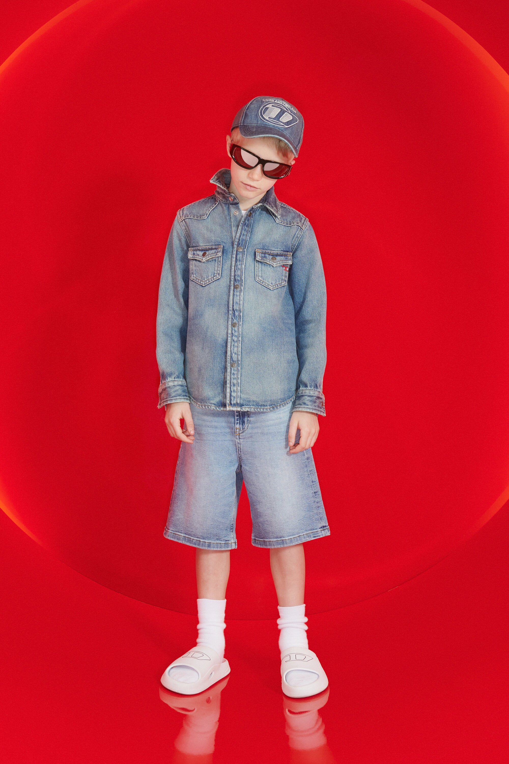 Langärmliges Denimhemd