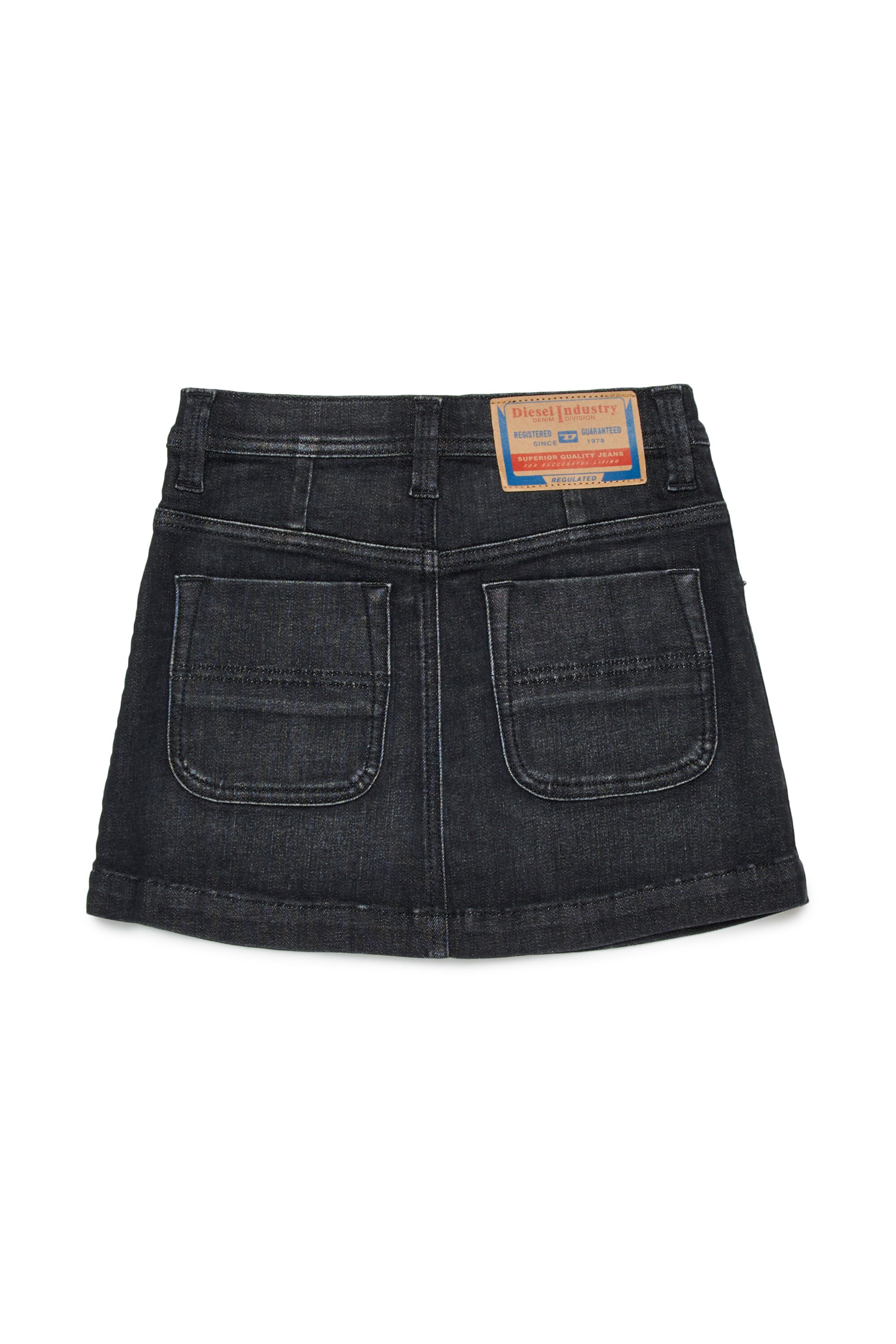 Gonna mini in denim con bottoni