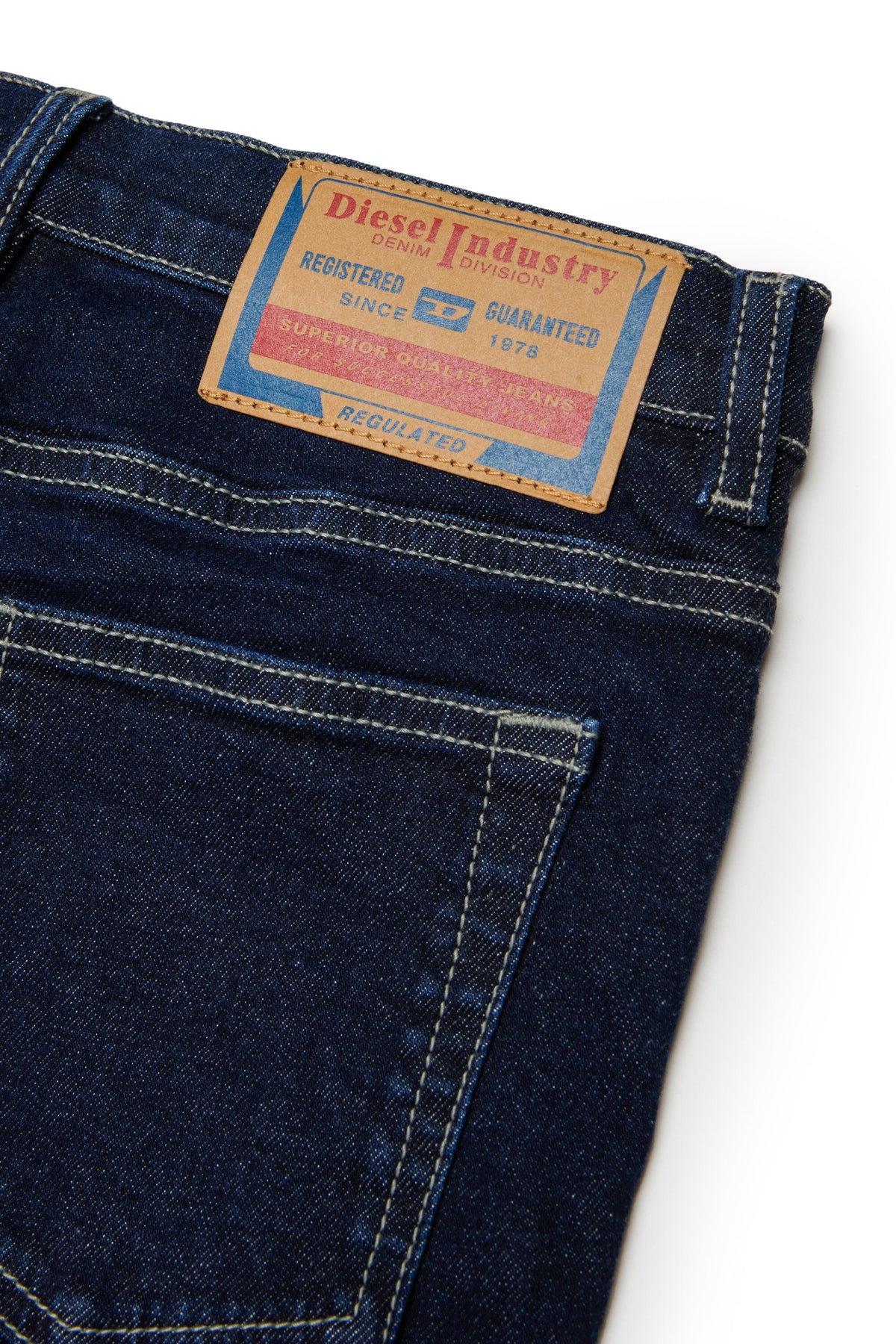 Jean regular fit bleu foncé - 2010