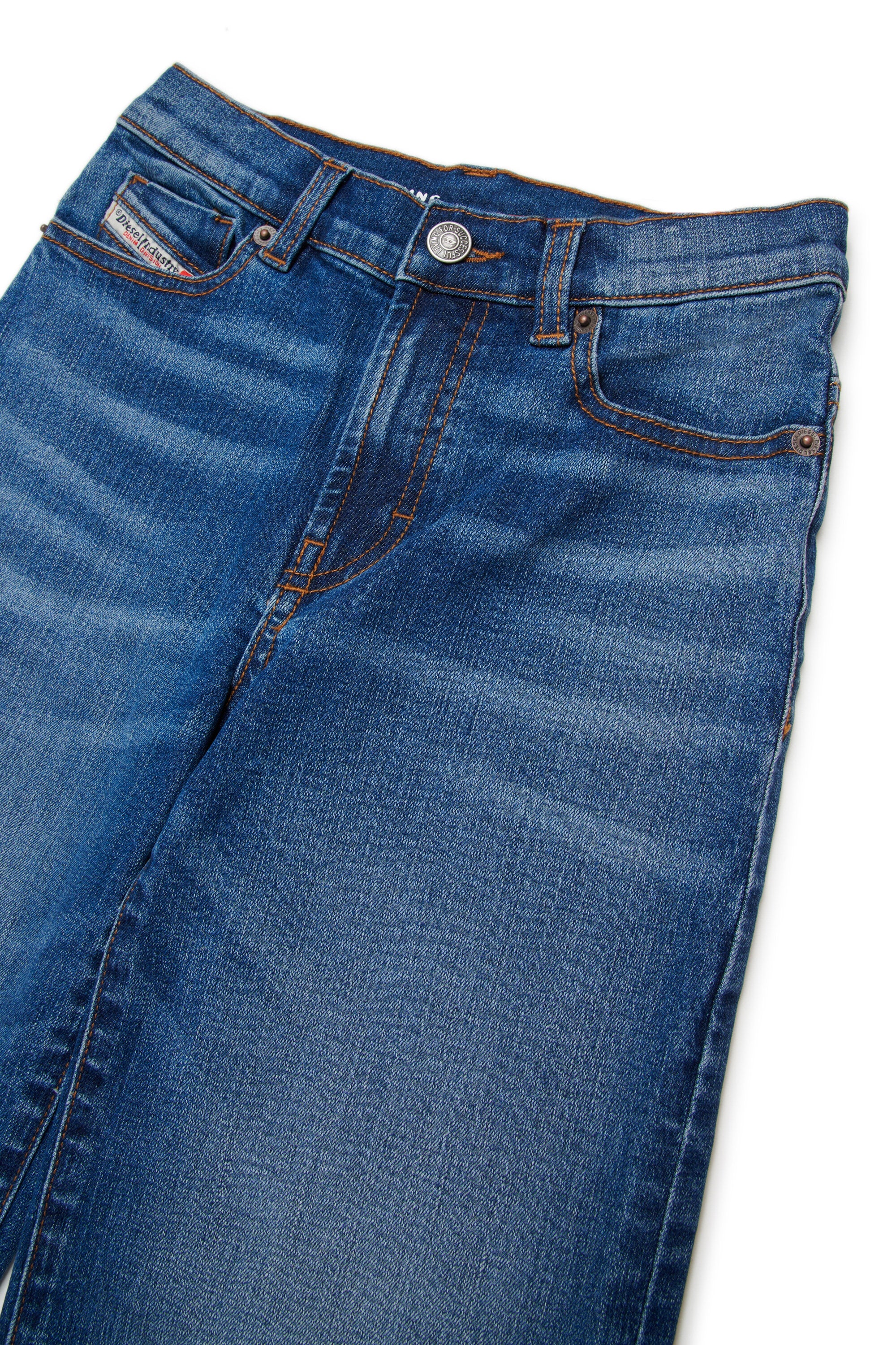 Mittelblaue regular Jeans - 2000
