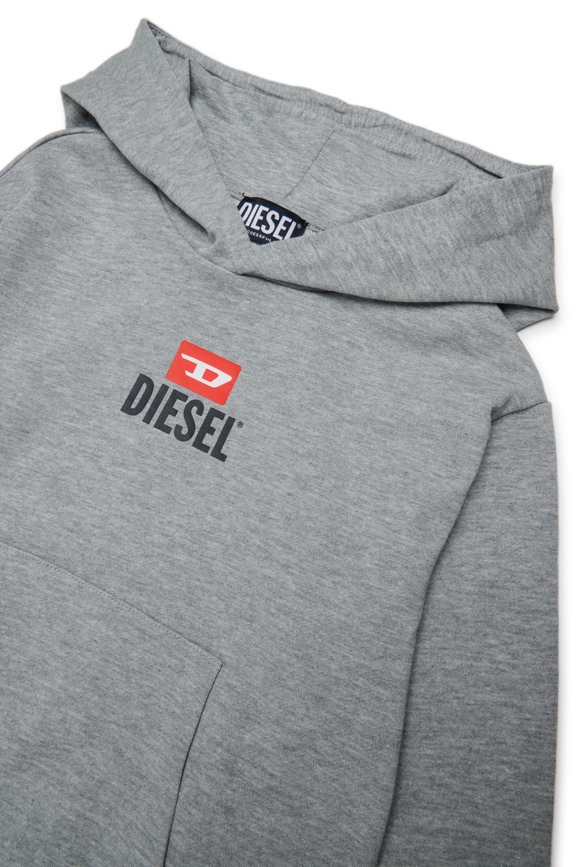 Sweatshirt mit Logo