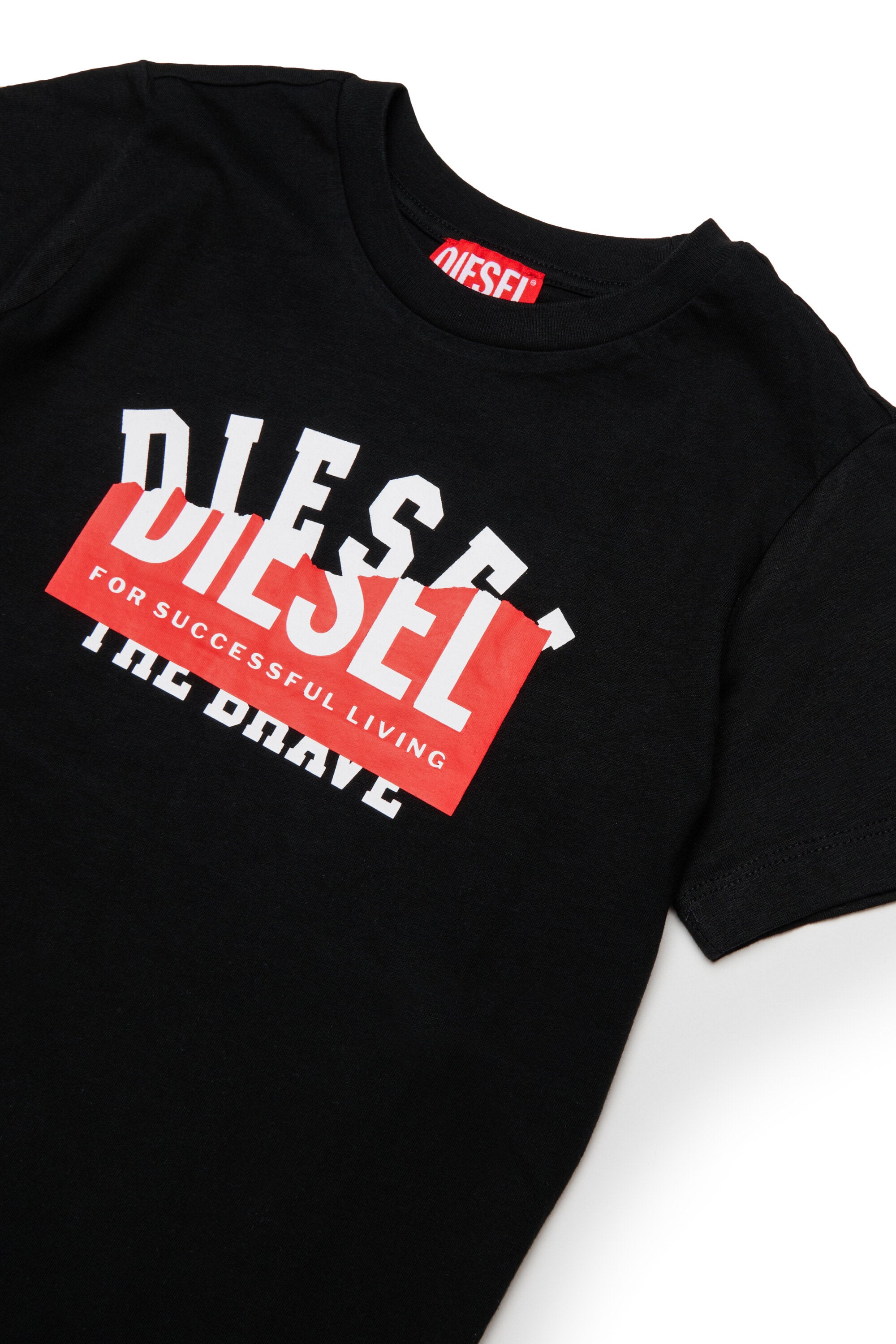 T-Shirt mit überlappendem Logodruck