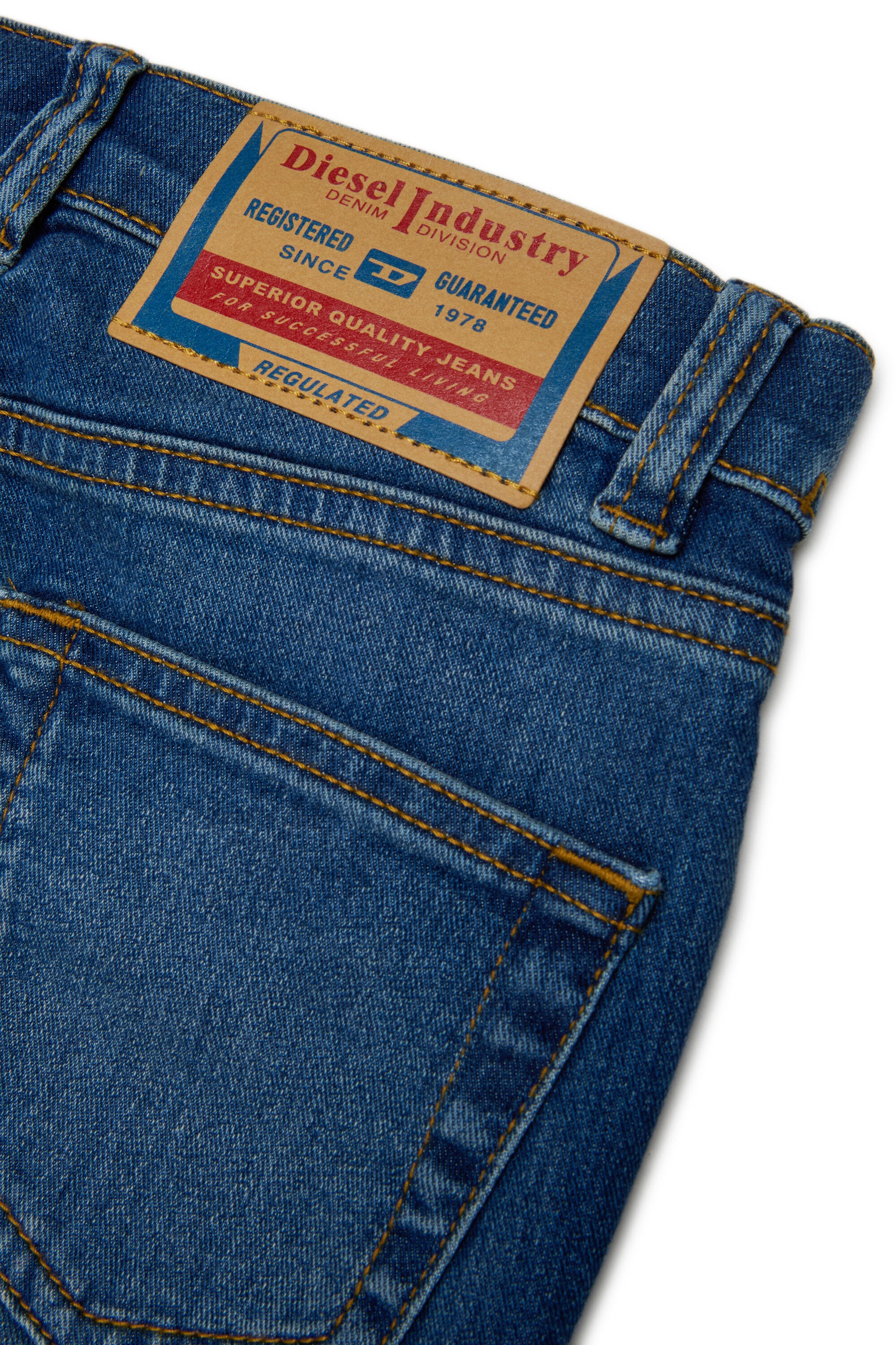 Skinny-Fit-Jeans in Mittelblau