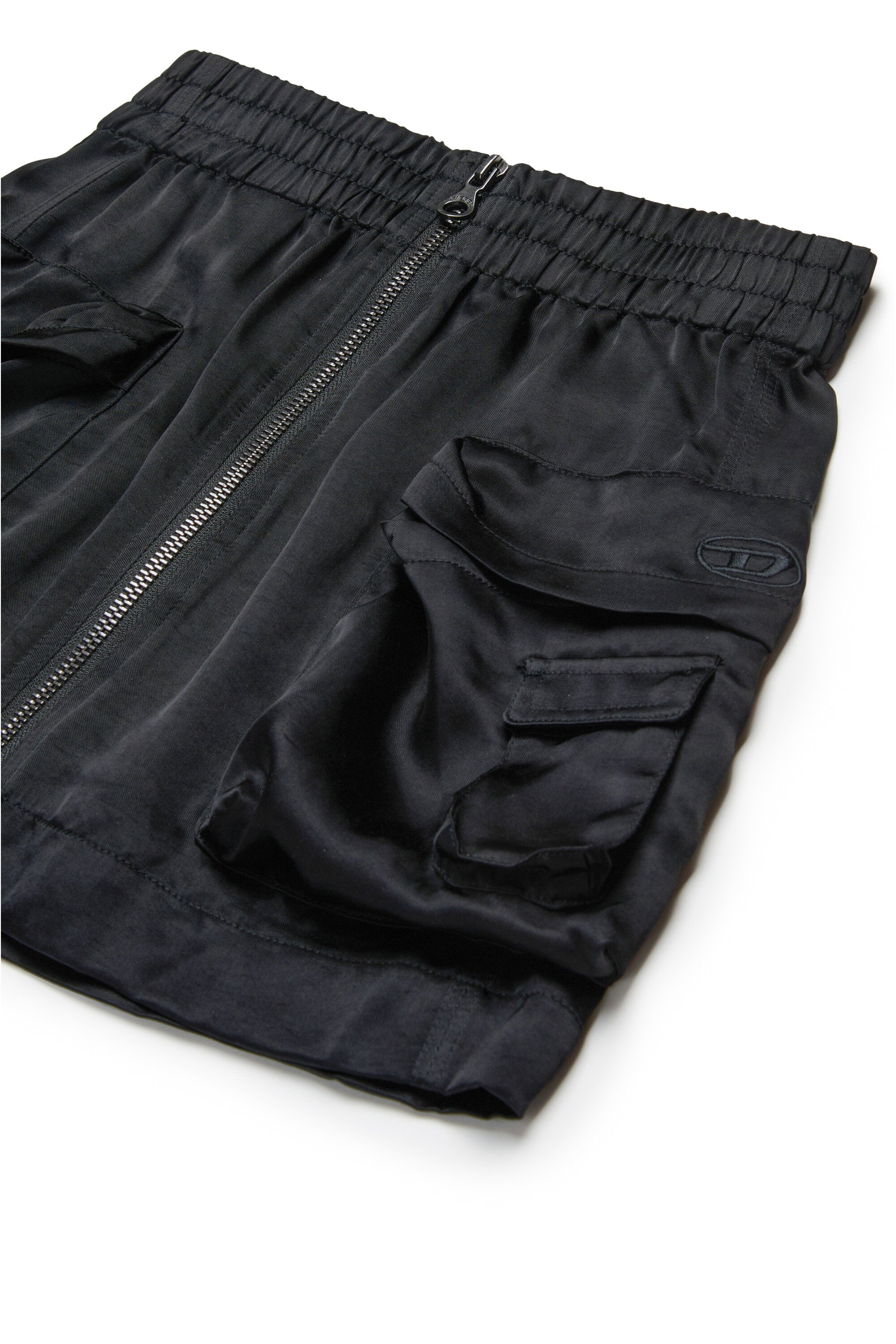 Gonna in satin stile utility