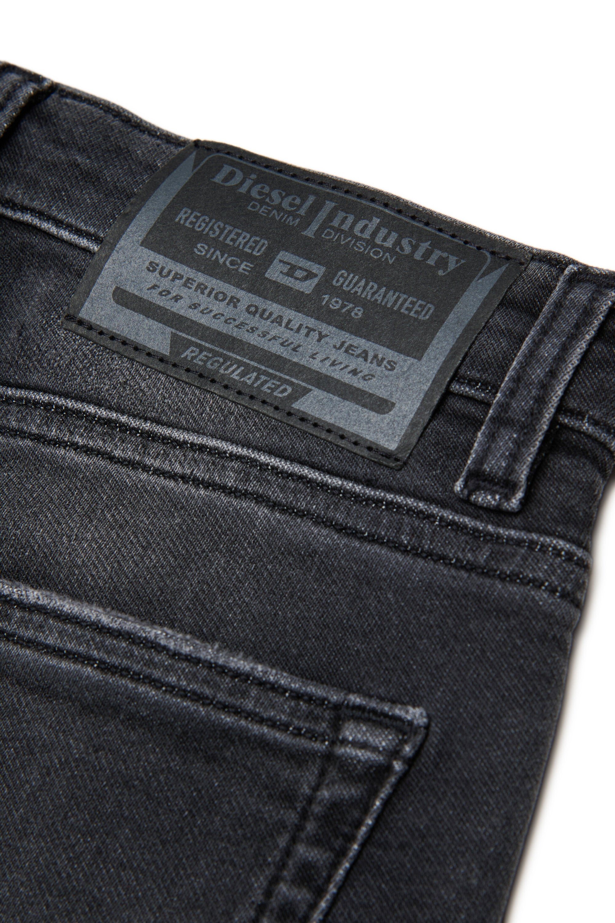 JoggJeans® relaxed fit lavaggio nero - D-Argjx