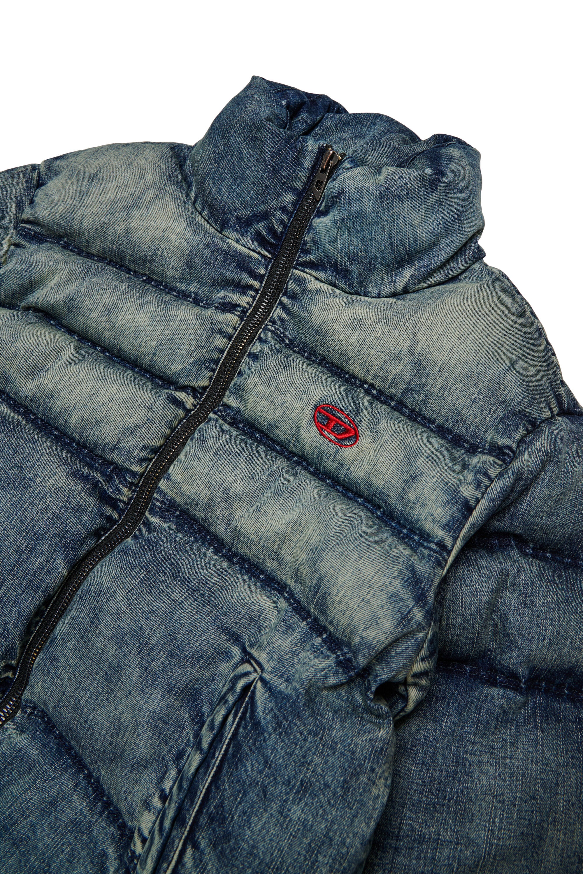 Veste courte matelassée en denim effet sale