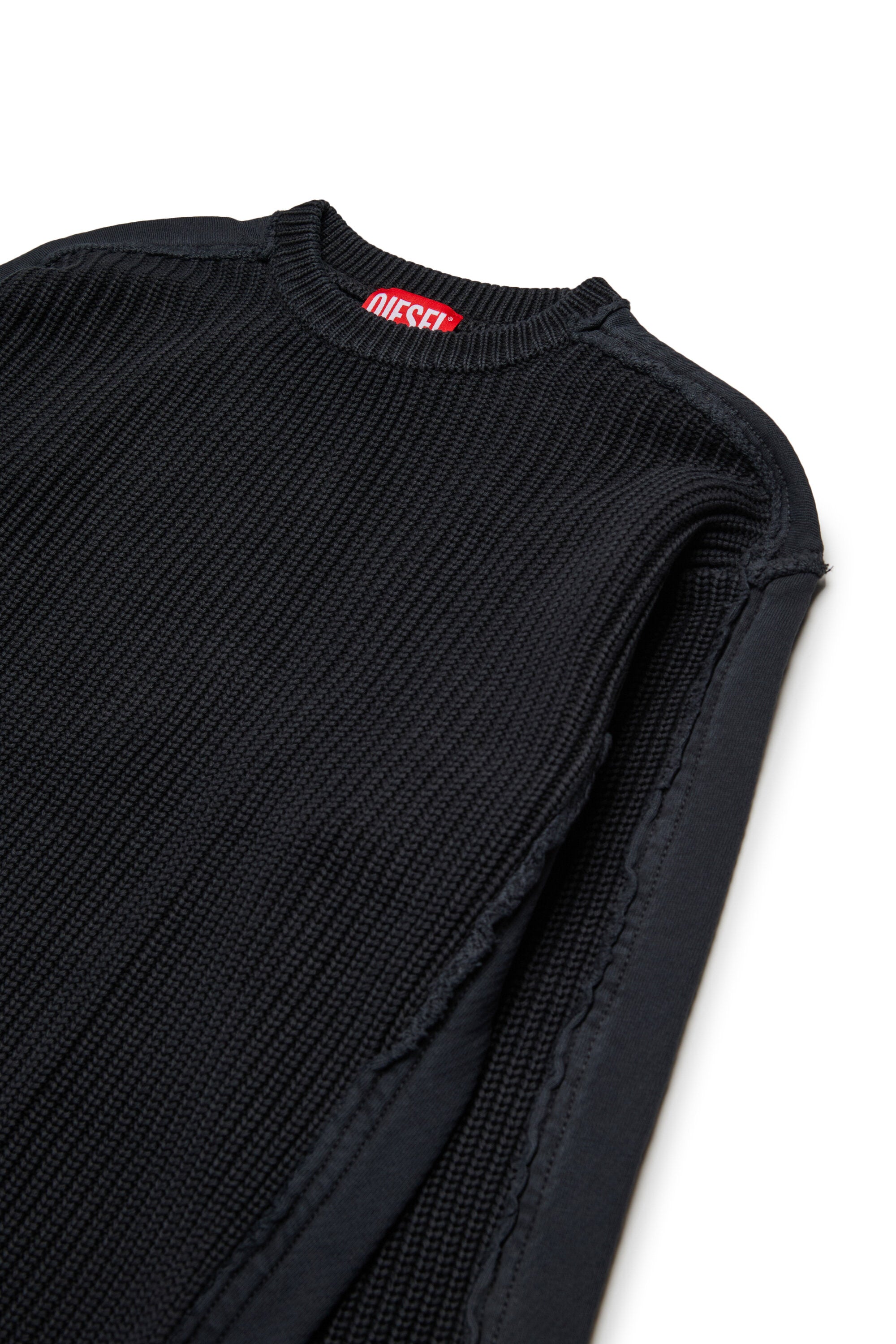 Chandail en molleton et en tricot à effet usé