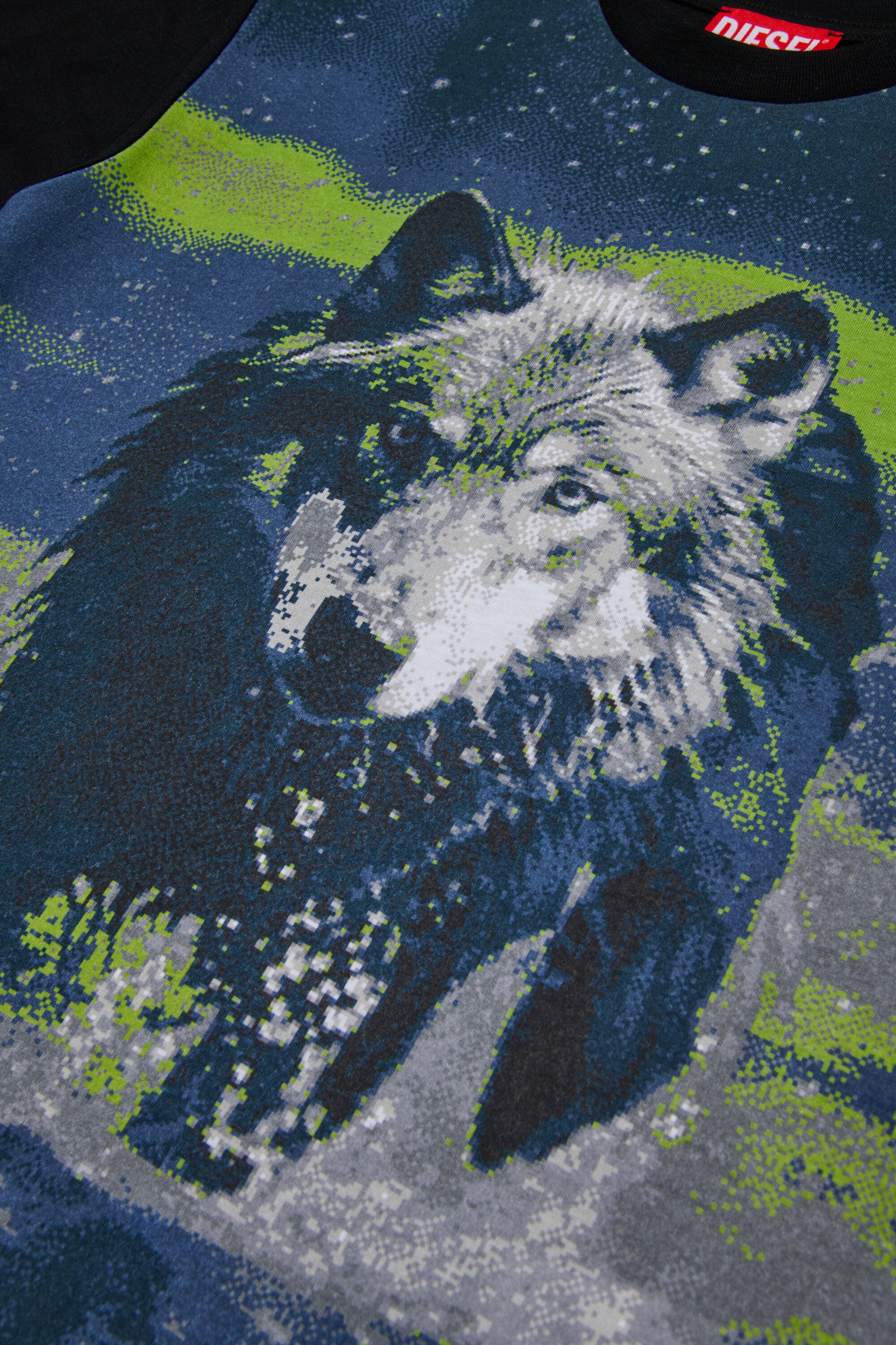 T-shirt in misto cotone con grafica Wolf