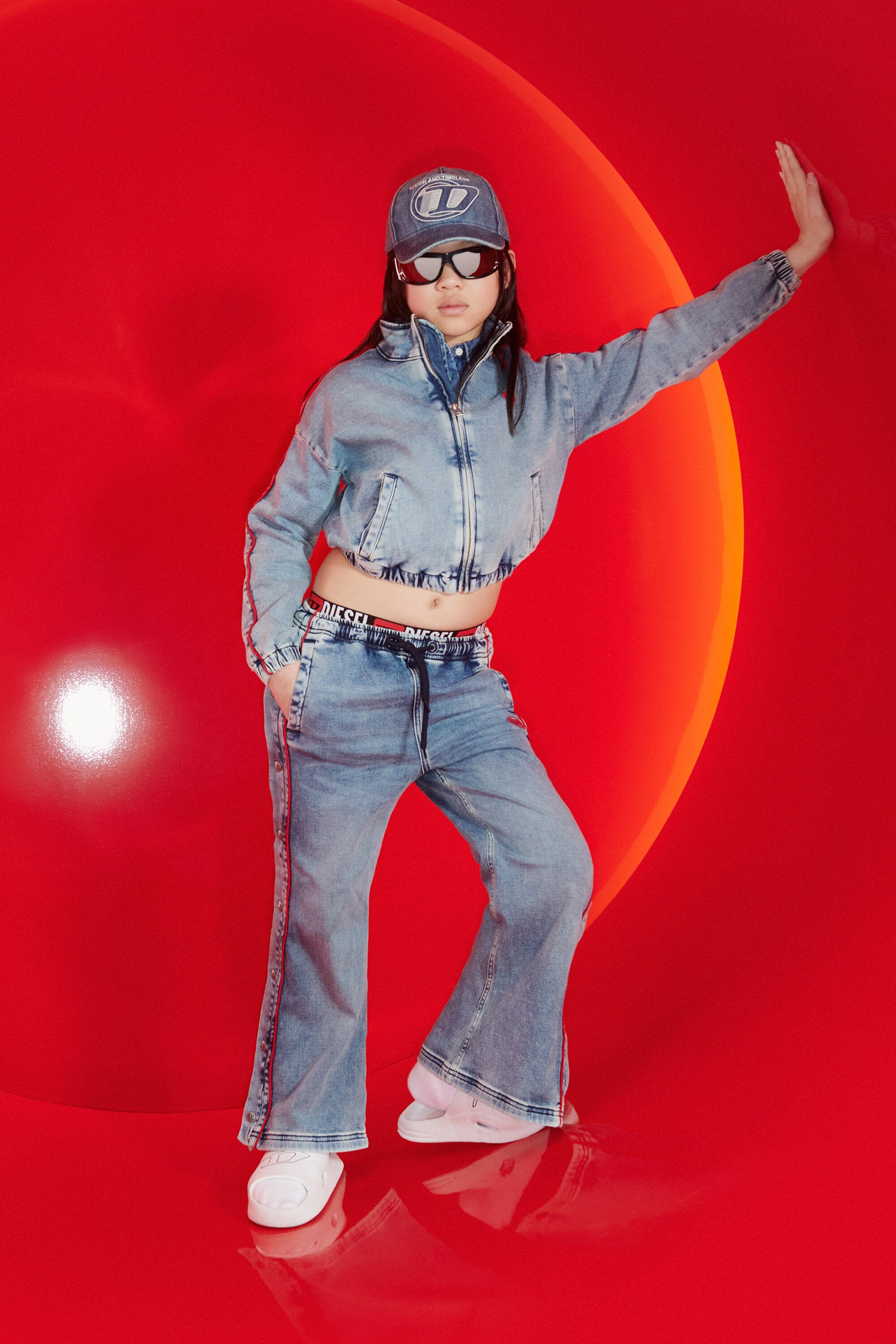 Giacca denim con logo ricamato