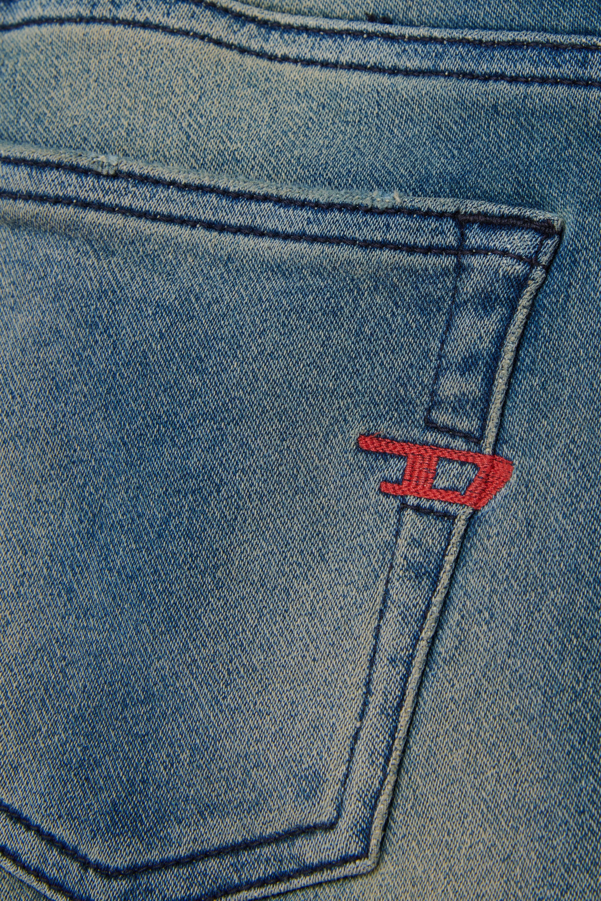 JoggJeans® Relaxed-Passform in Hellblau - D-Kros