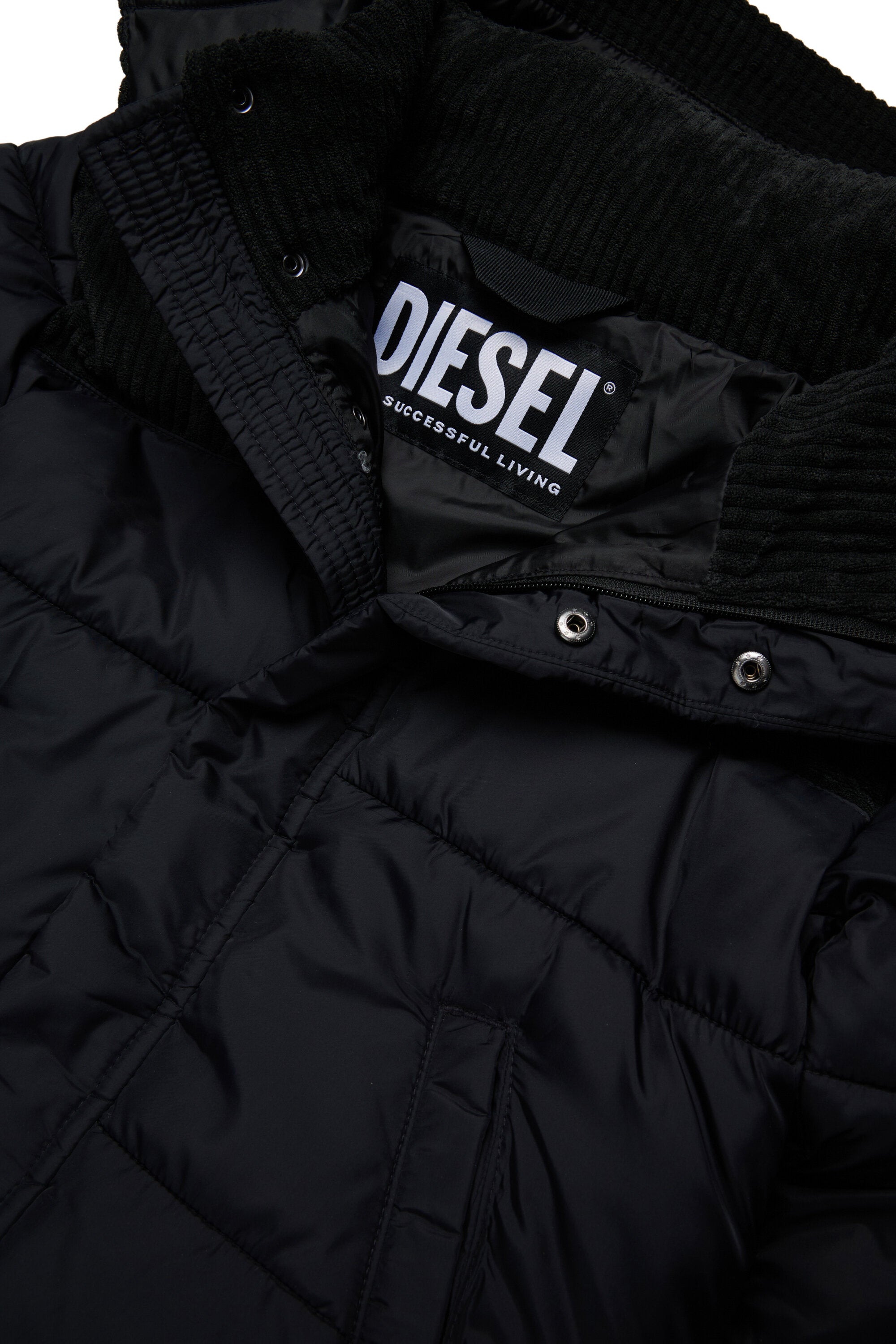 Steppjacke mit Logo