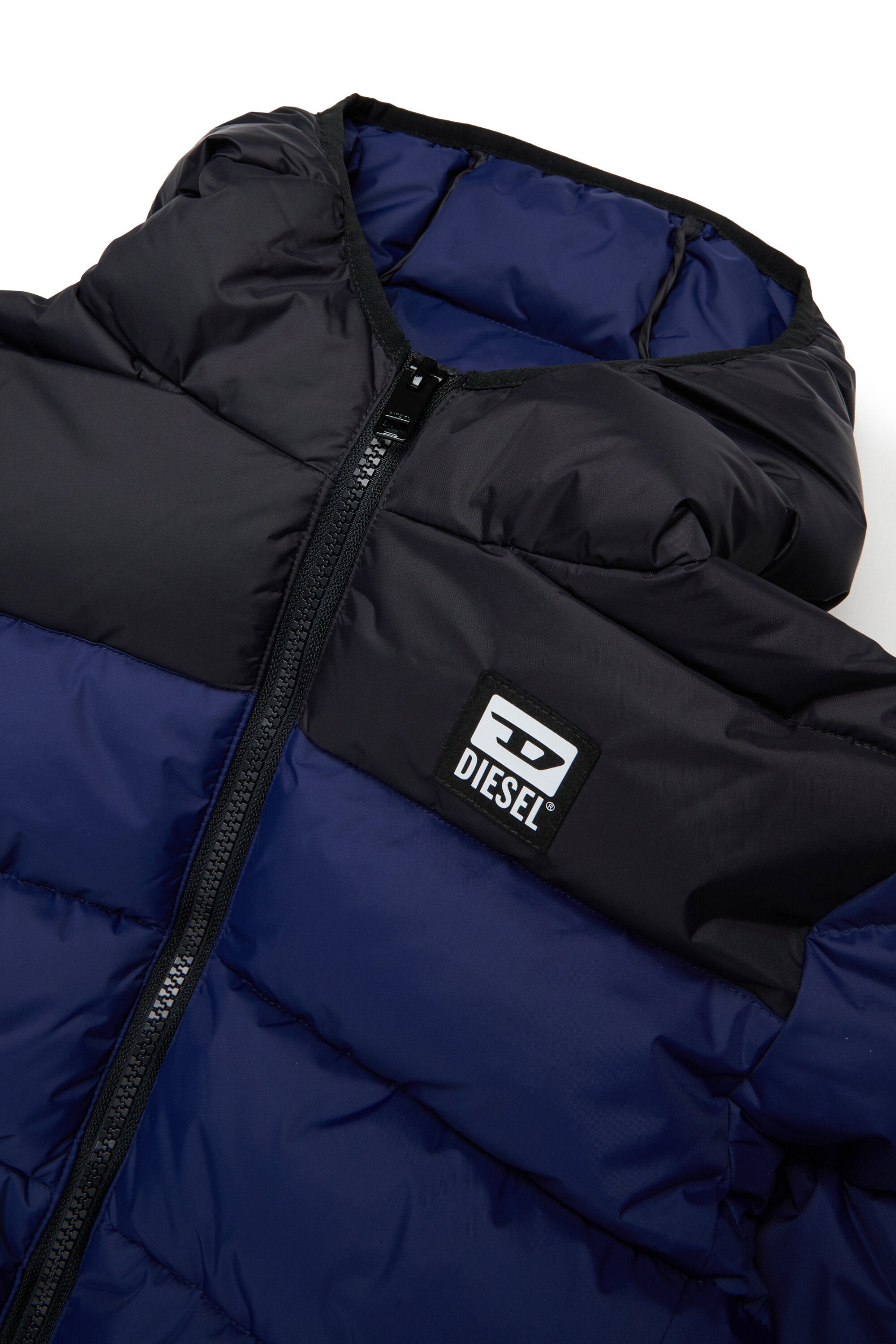 Steppjacke mit Logo
