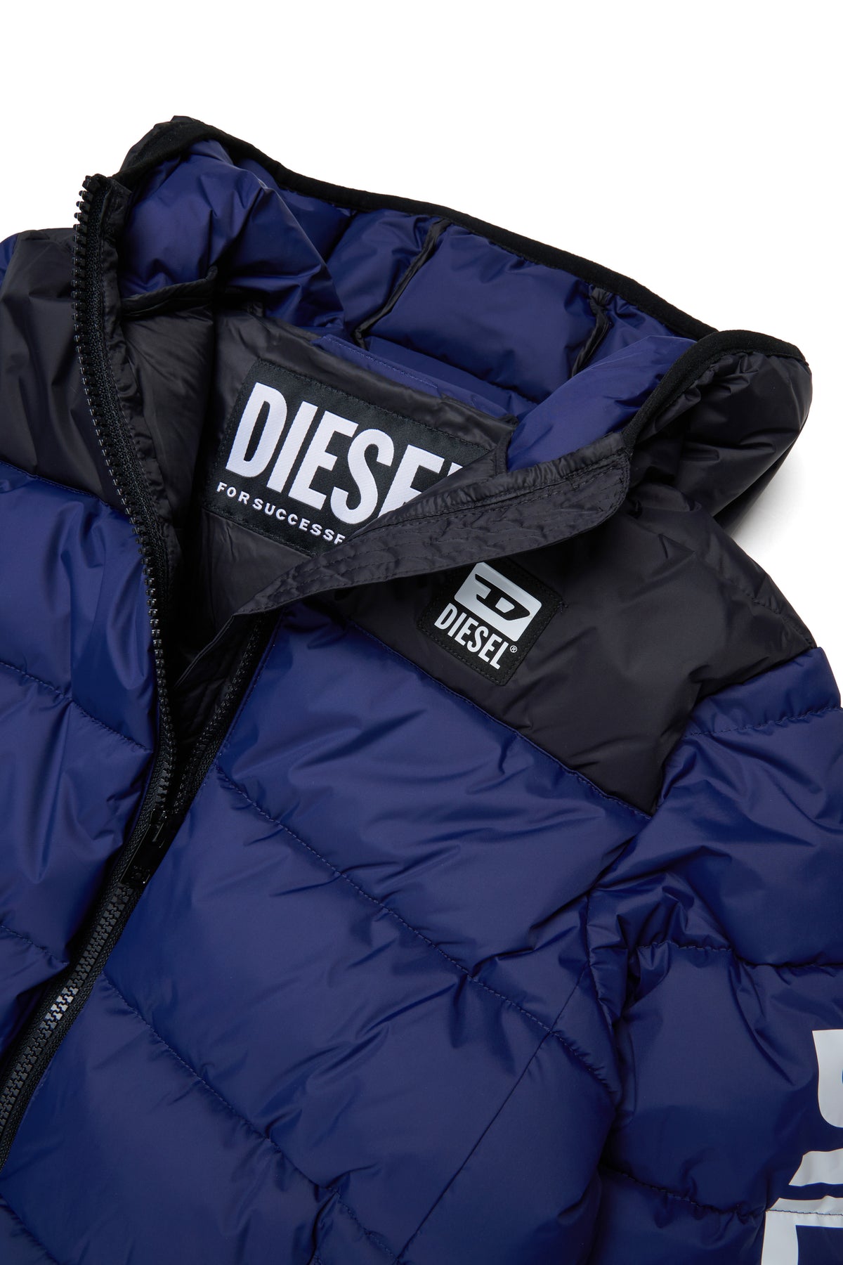 Chaqueta acolchada con logotipo