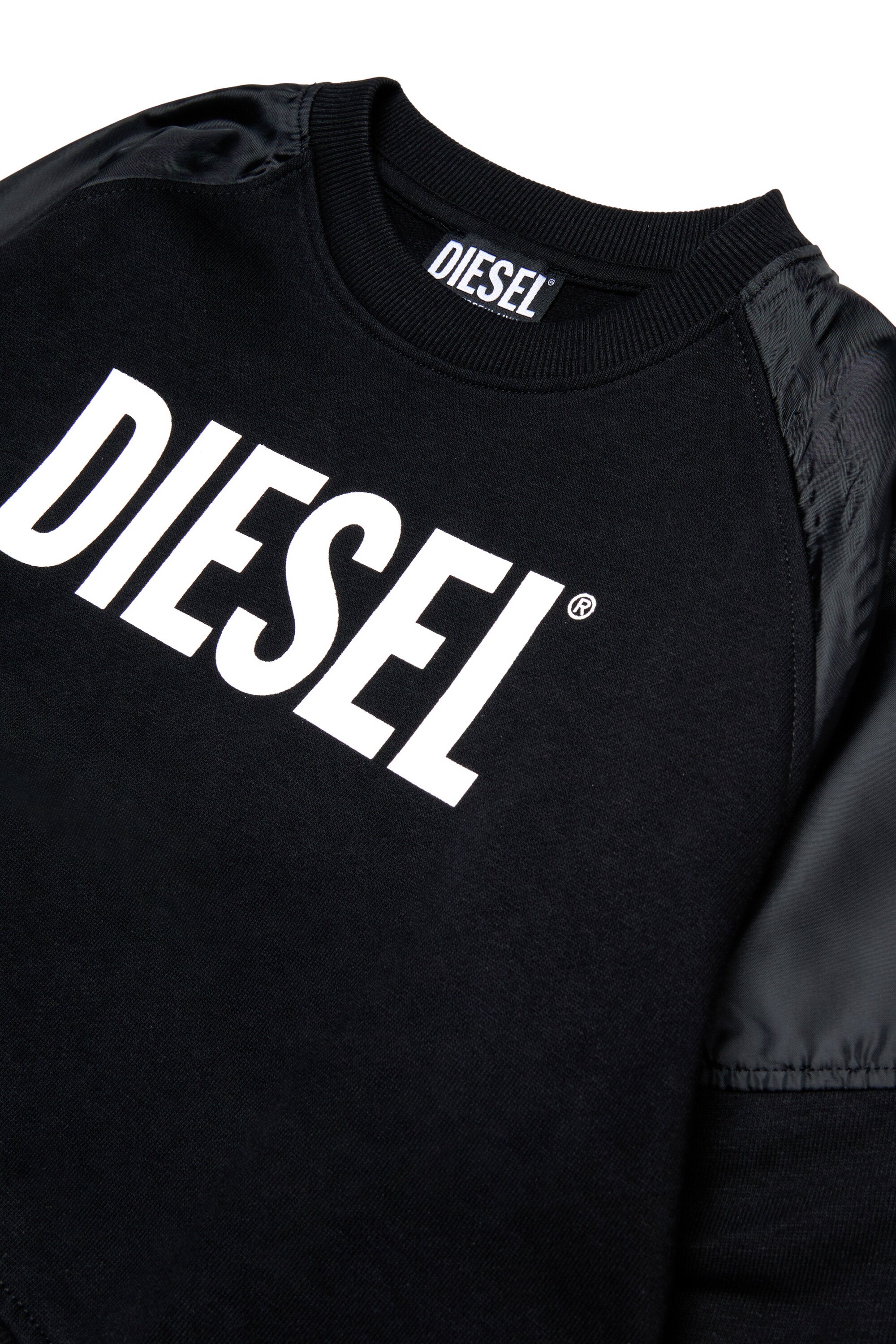 Tuta con logo Diesel
