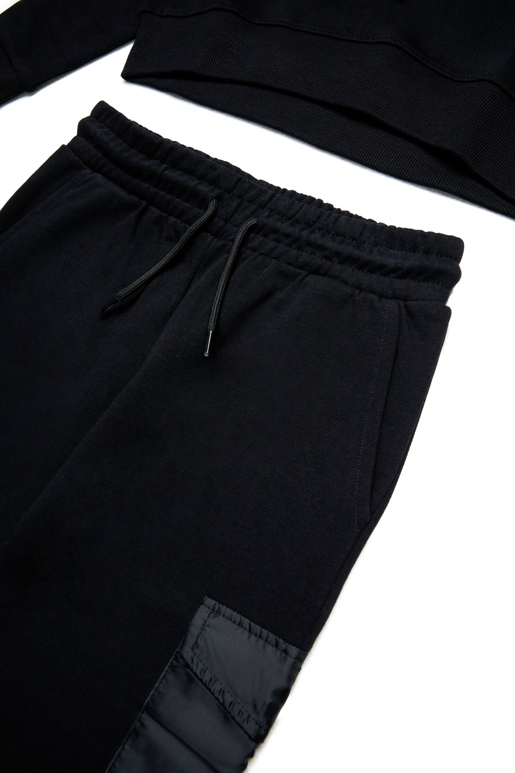 Tuta con logo Diesel