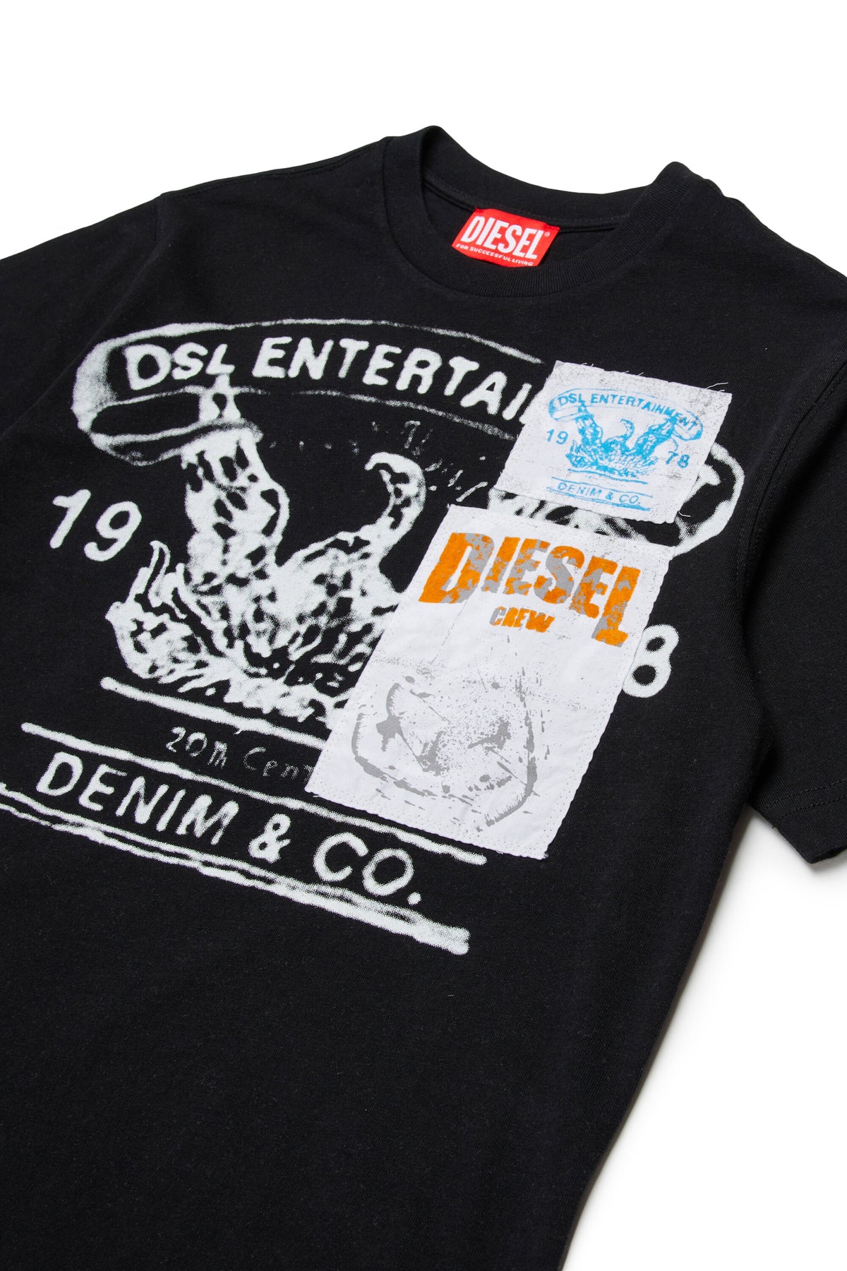 T-shirt con logo stampato