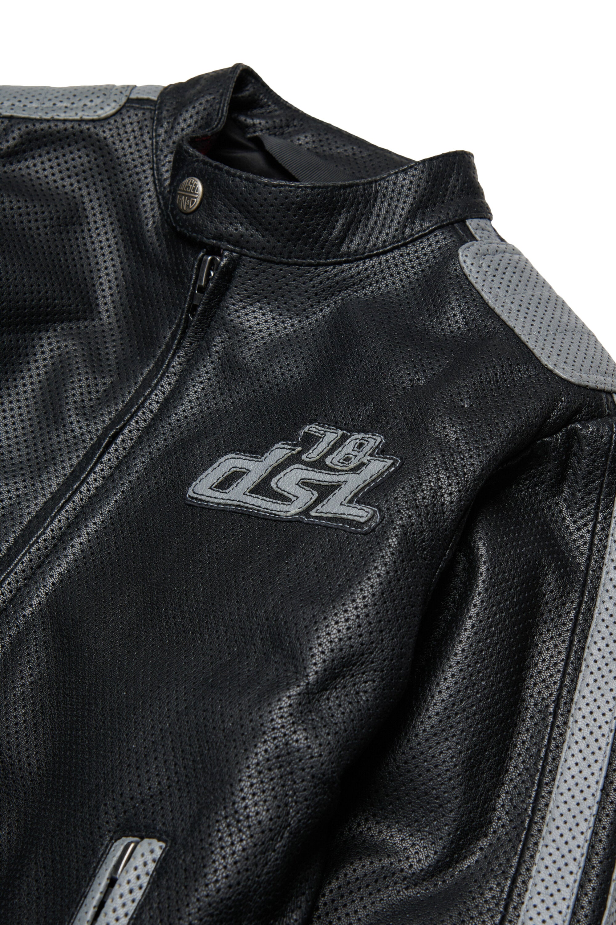 Bikerjacke mit aufgedrucktem Logo