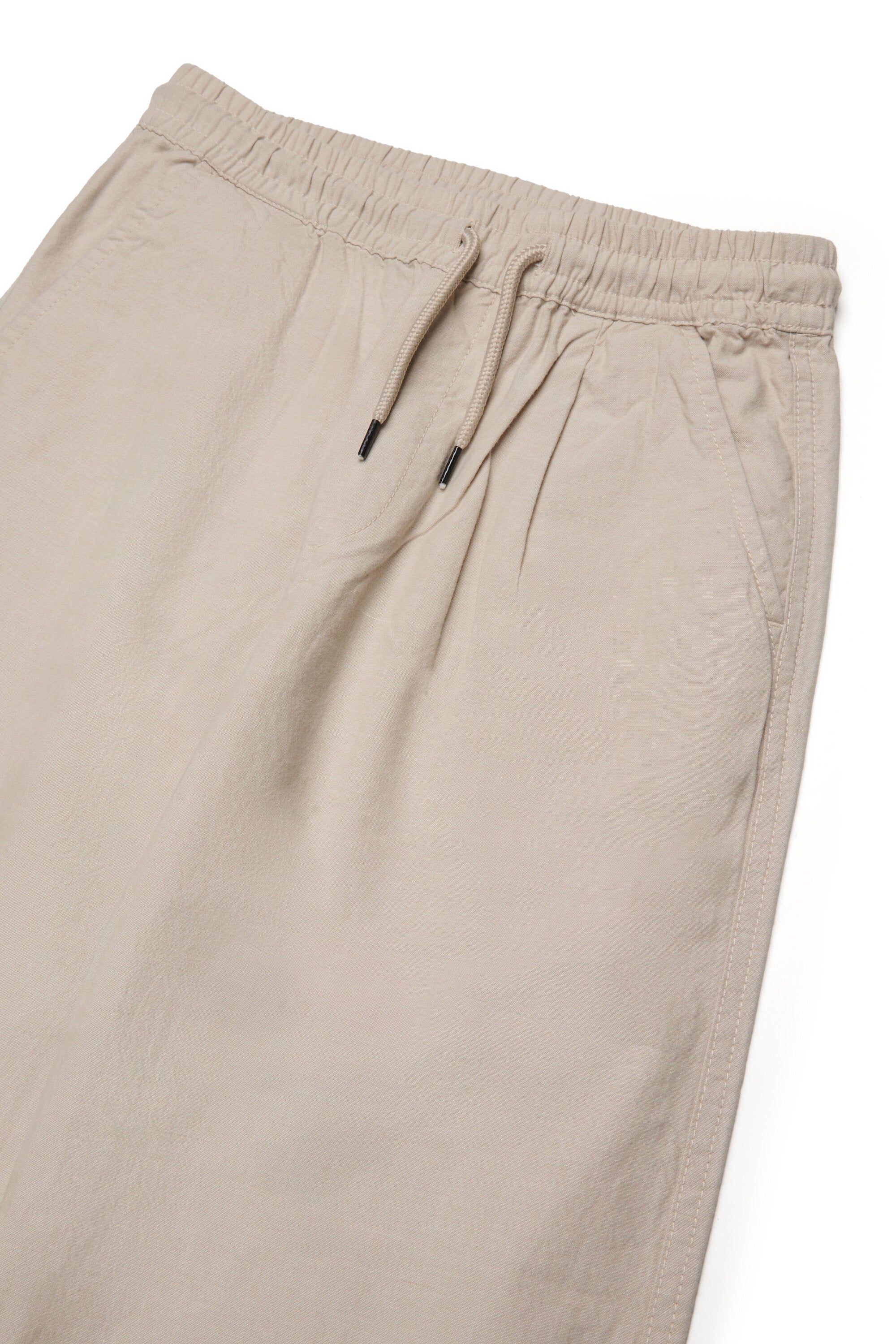 Pantalones formales con cordón en la cintura