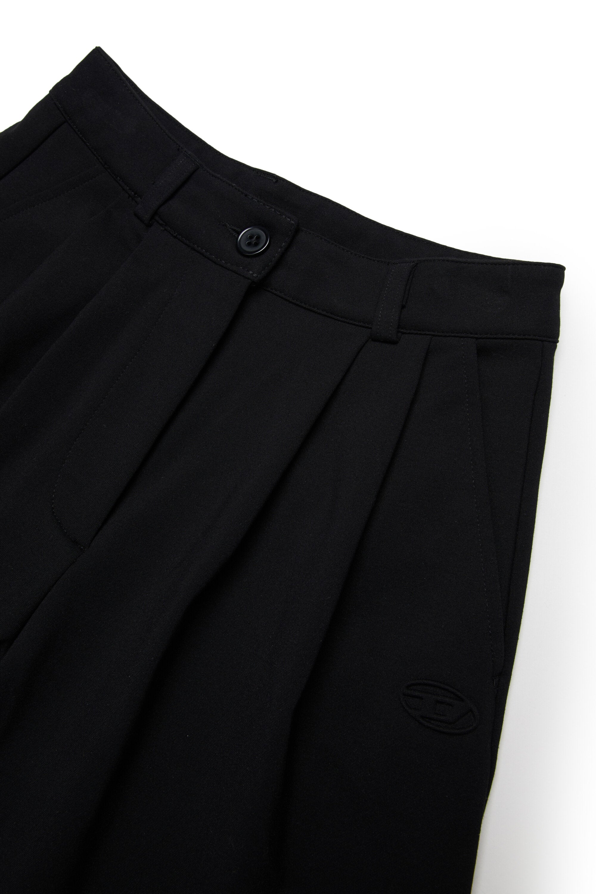 Formelle Shorts mit Logo und Bügelfalten